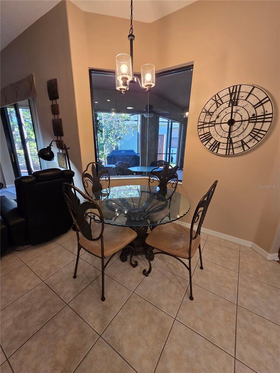 24412 LAKEVIEW PL