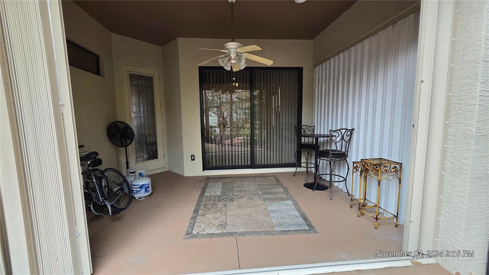 24412 LAKEVIEW PL