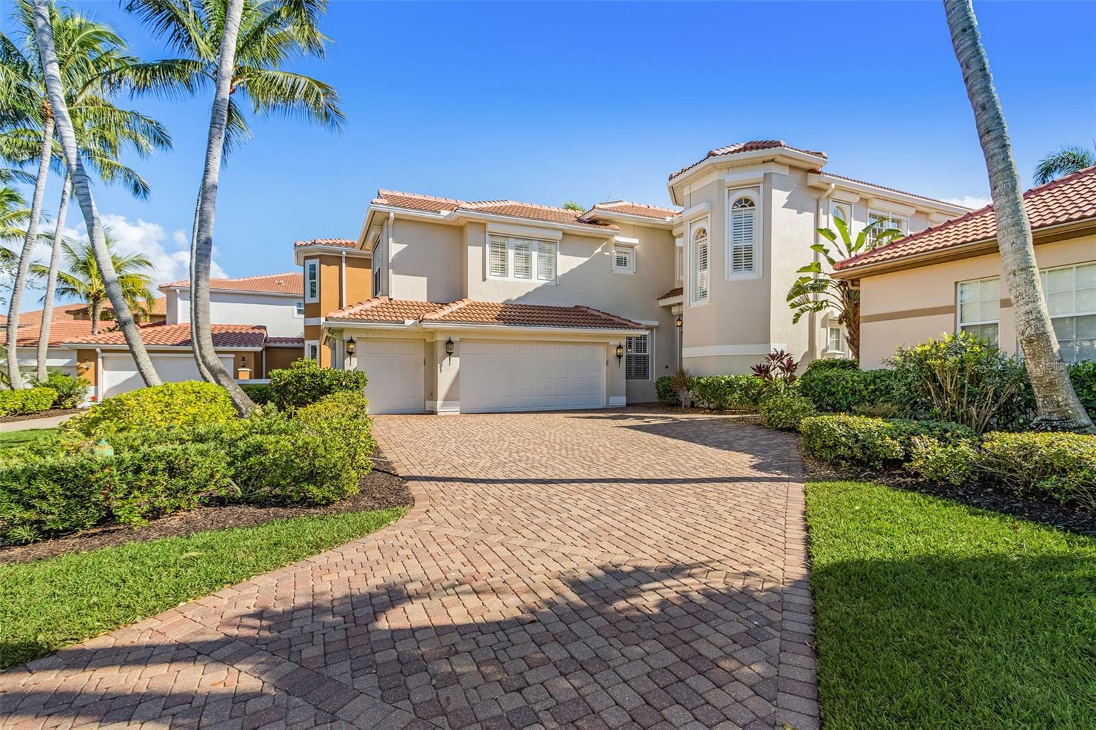 3229 SUNSET KEY CIR