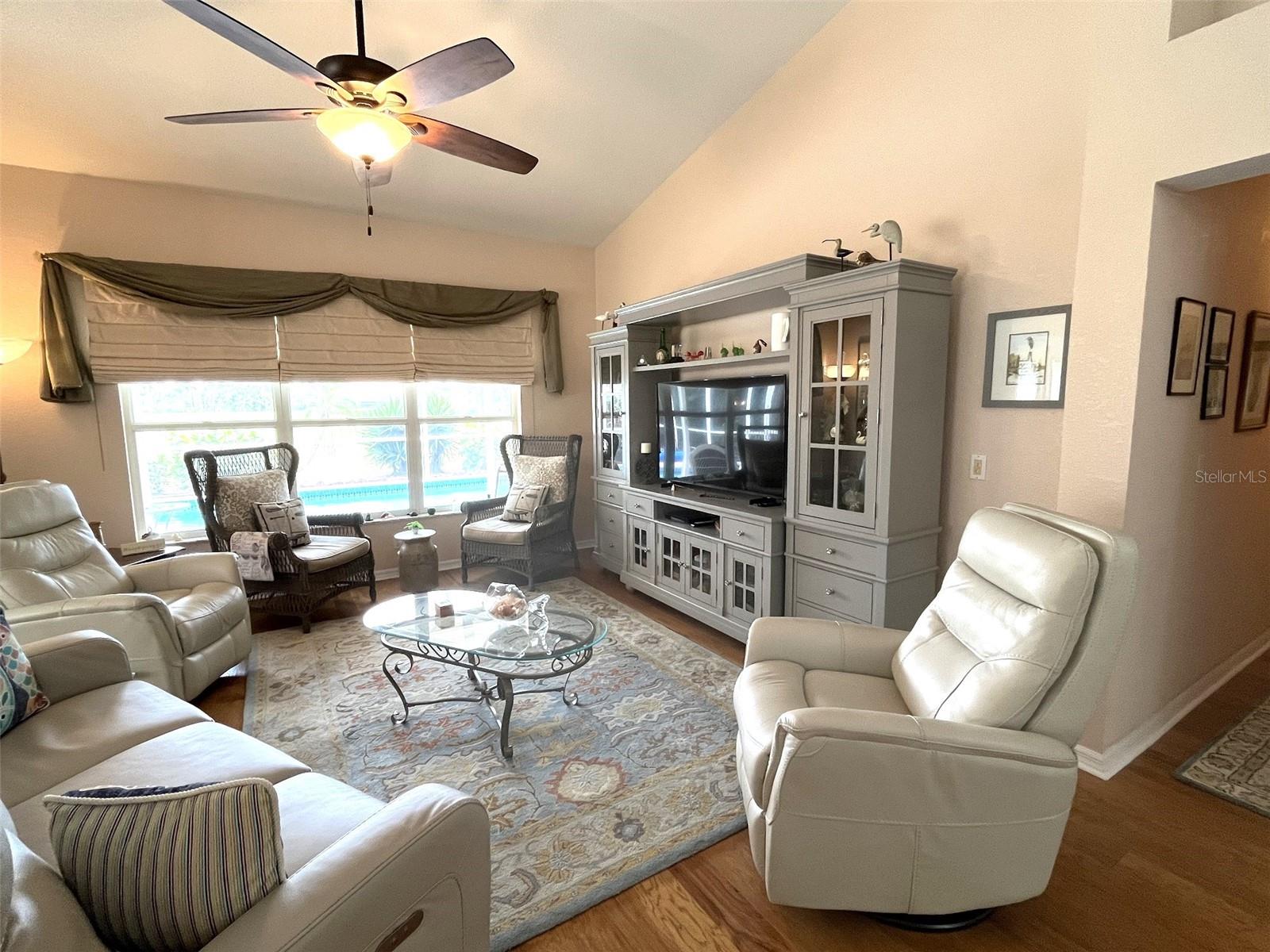 4041 KING TARPON DR