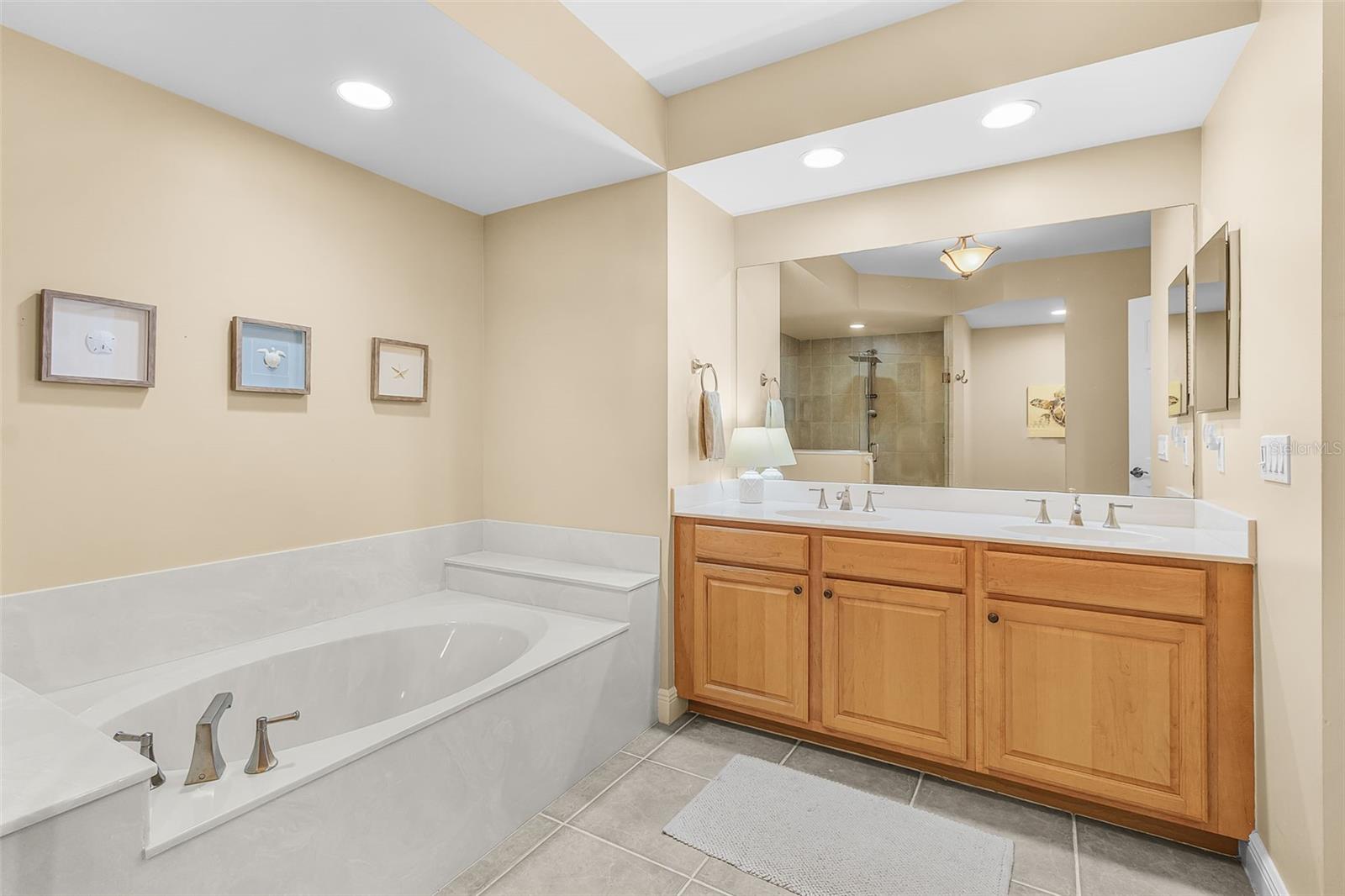 3321 SUNSET KEY CIR #508