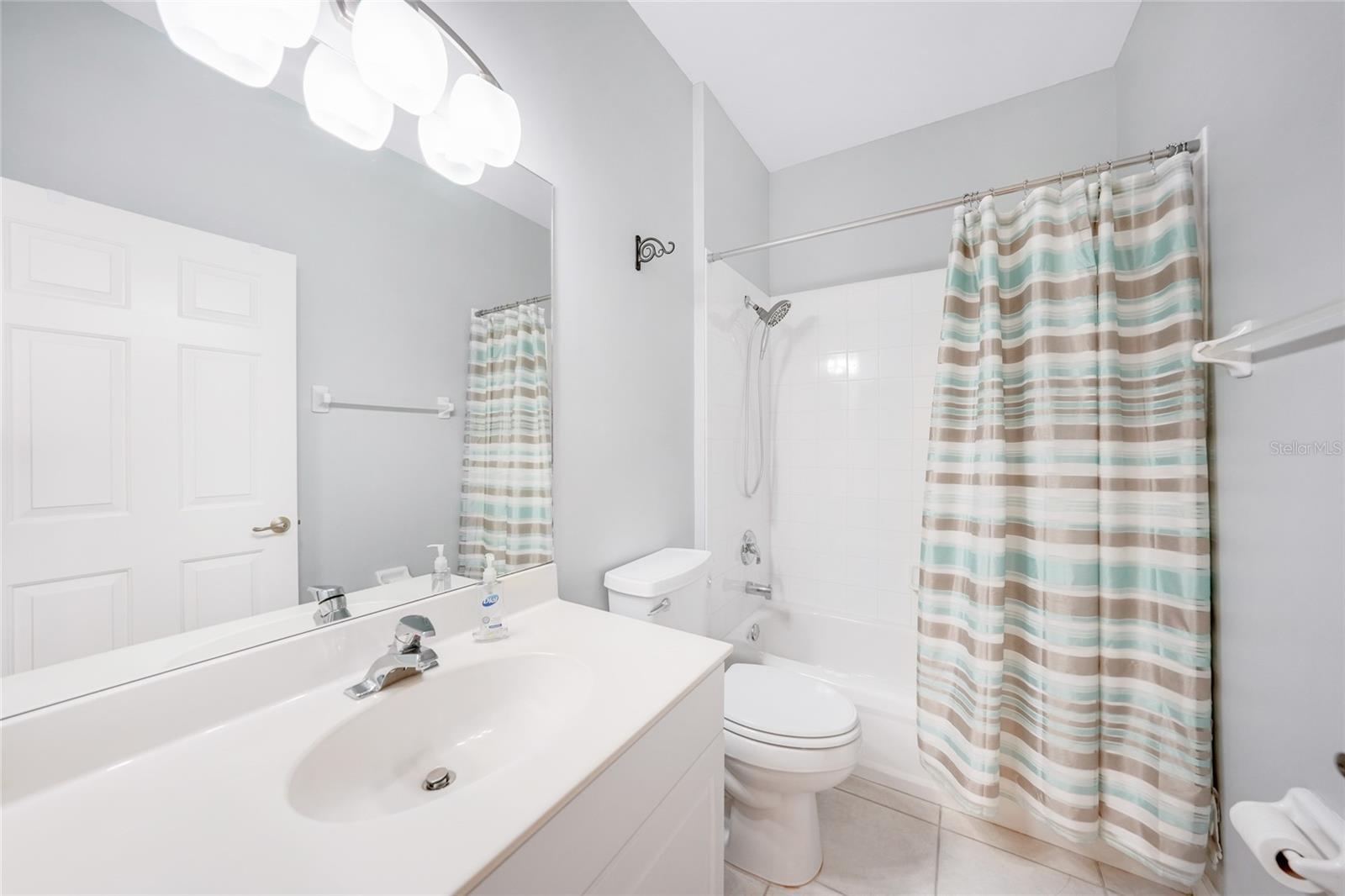 3810 COBIA VILLAS CT