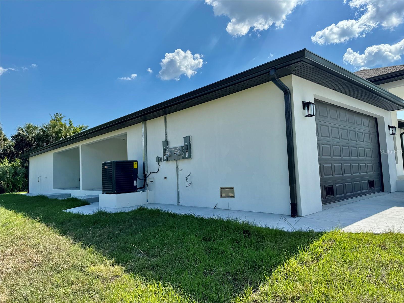 13217 BLYTHEVILLE AVE
