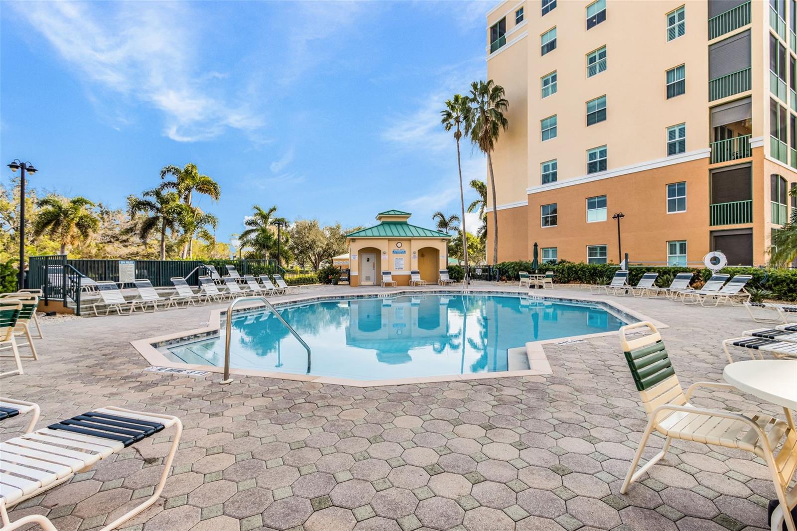 2060 MATECUMBE KEY RD #2307