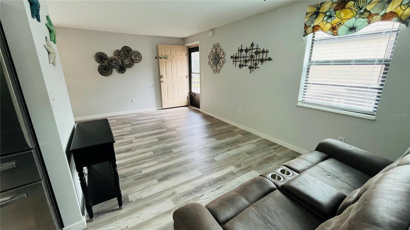 4022 BEAVER LN #800H
