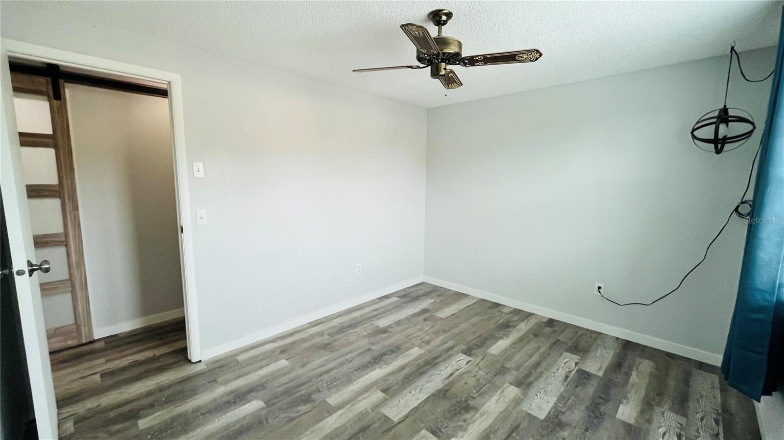 4022 BEAVER LN #800H