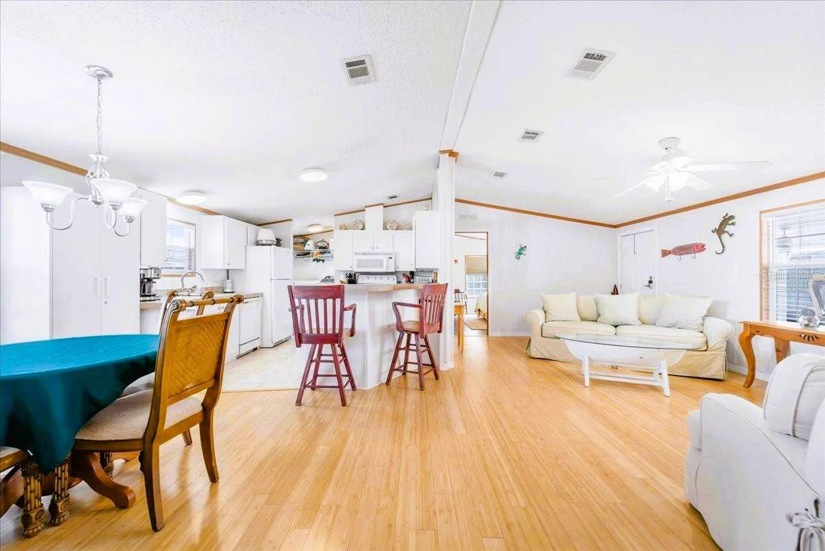 3127 BAYSIDE PKWY