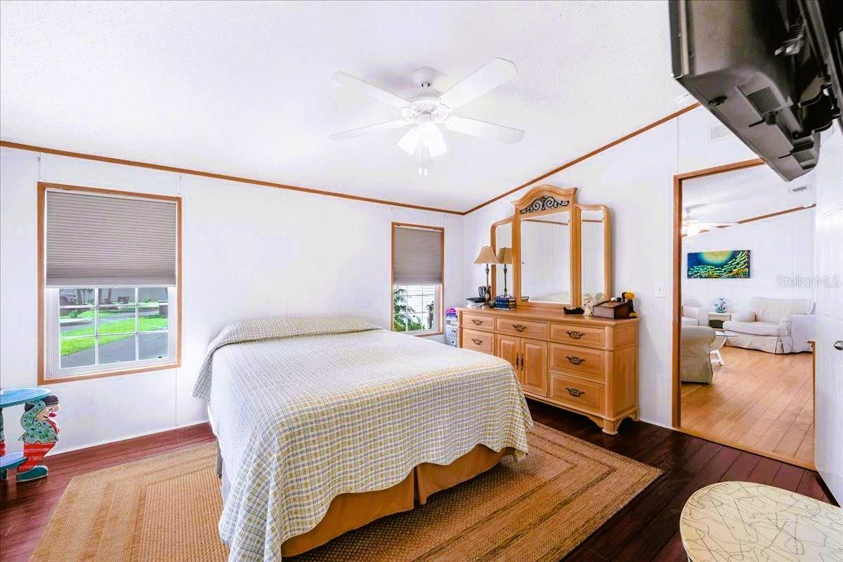 3127 BAYSIDE PKWY