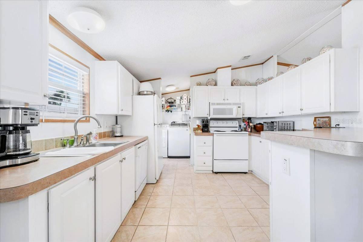 3127 BAYSIDE PKWY
