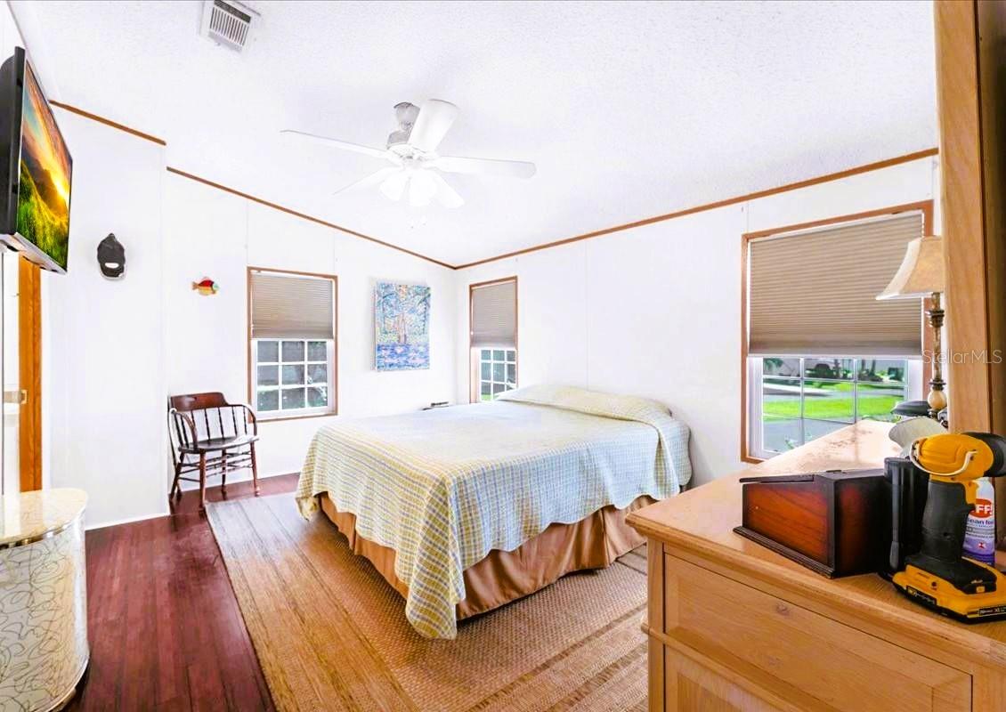 3127 BAYSIDE PKWY