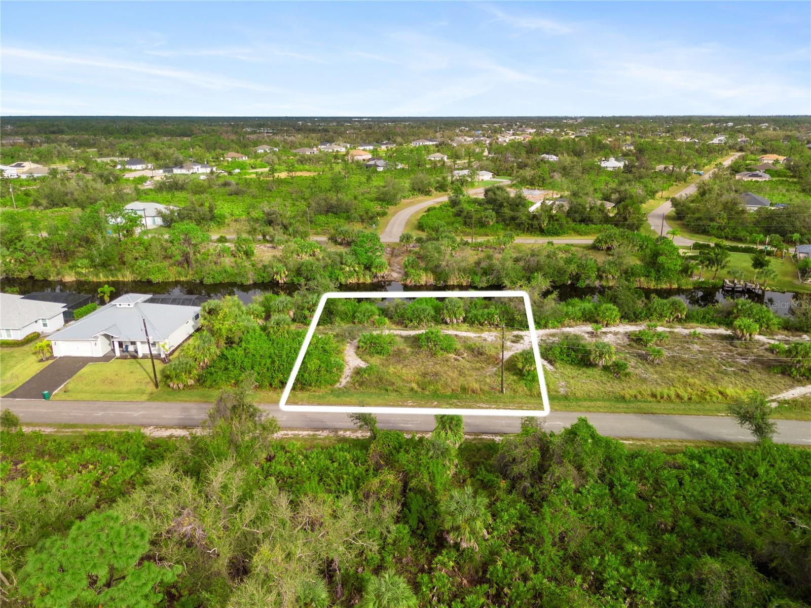 13228 AMARYLLIS CIR