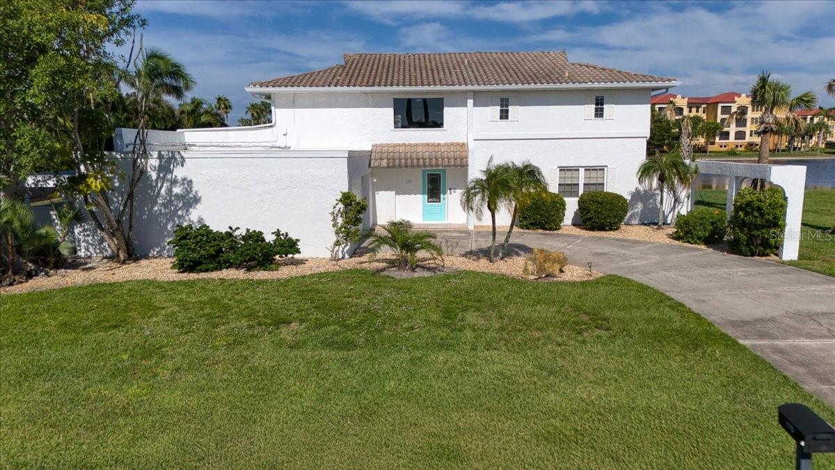 175 COLONY POINT DR