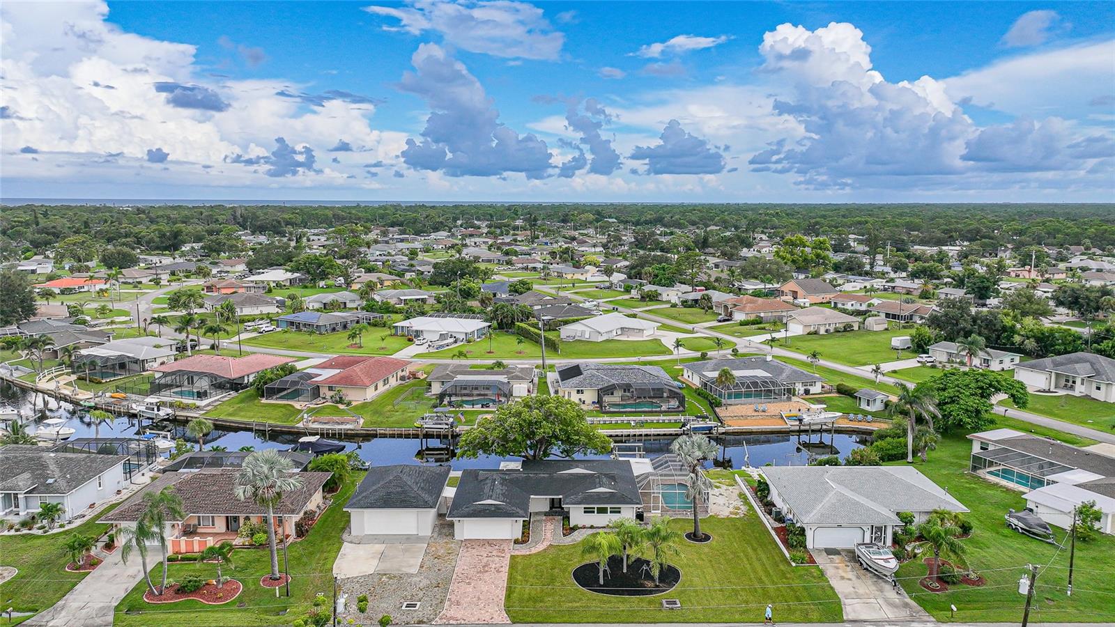 1950 FAIRVIEW DR