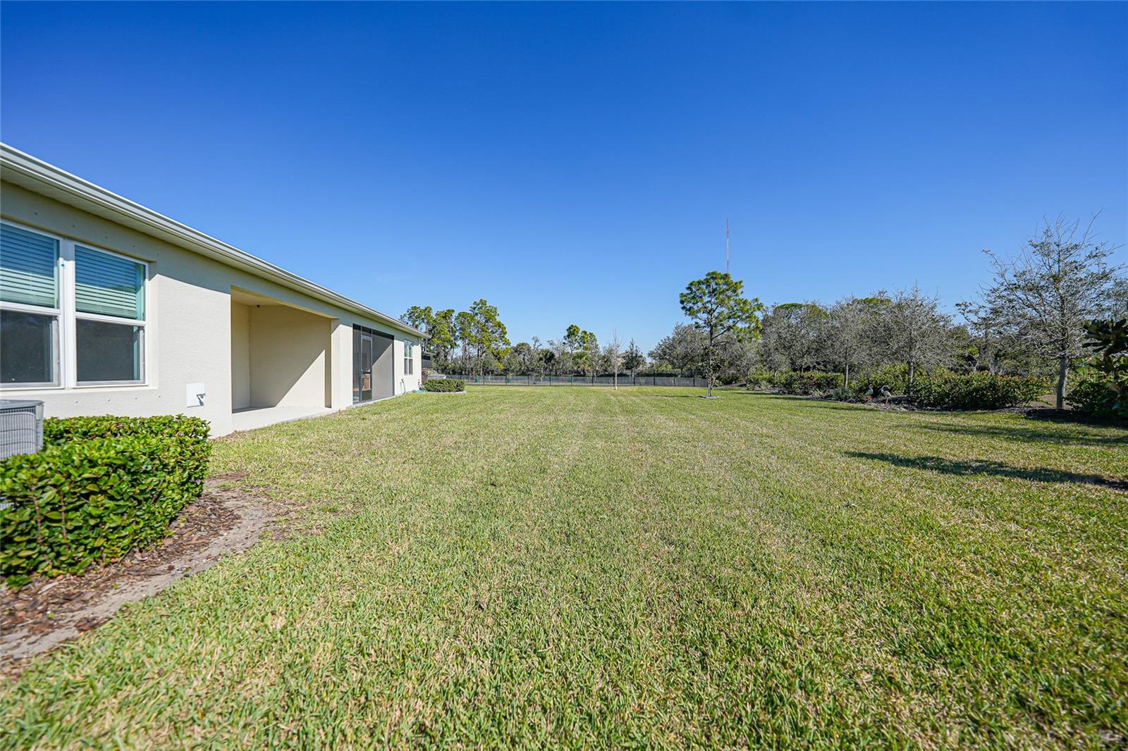 1988 W PALMS DR