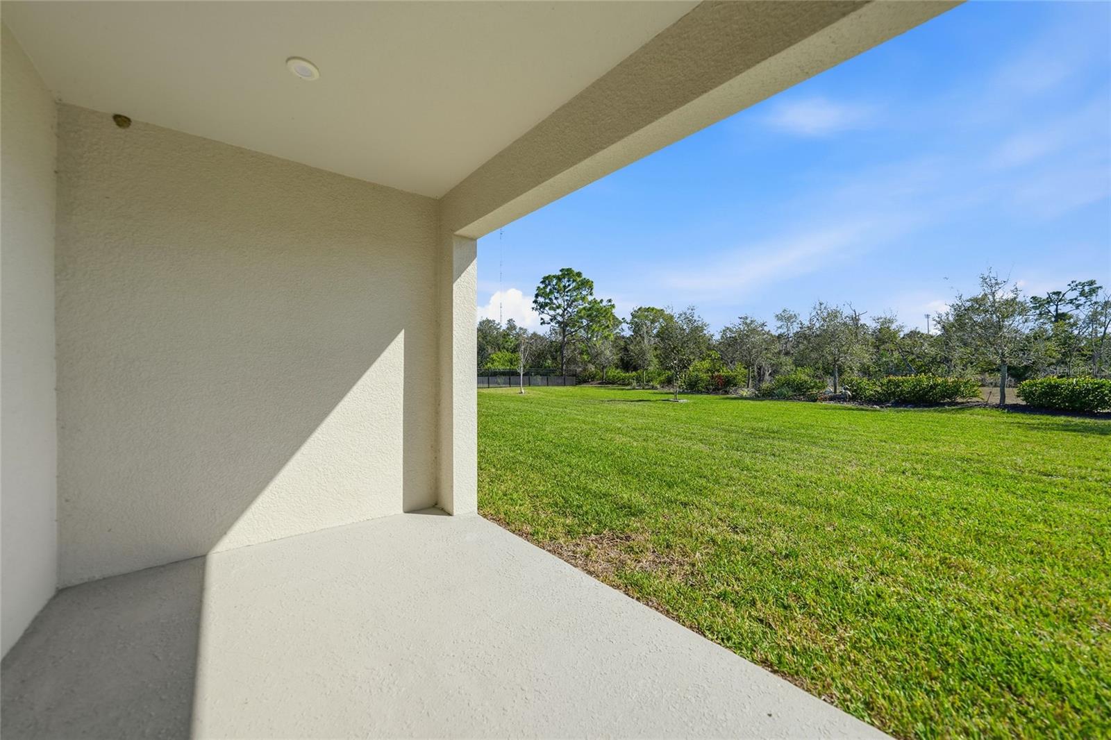 1988 W PALMS DR