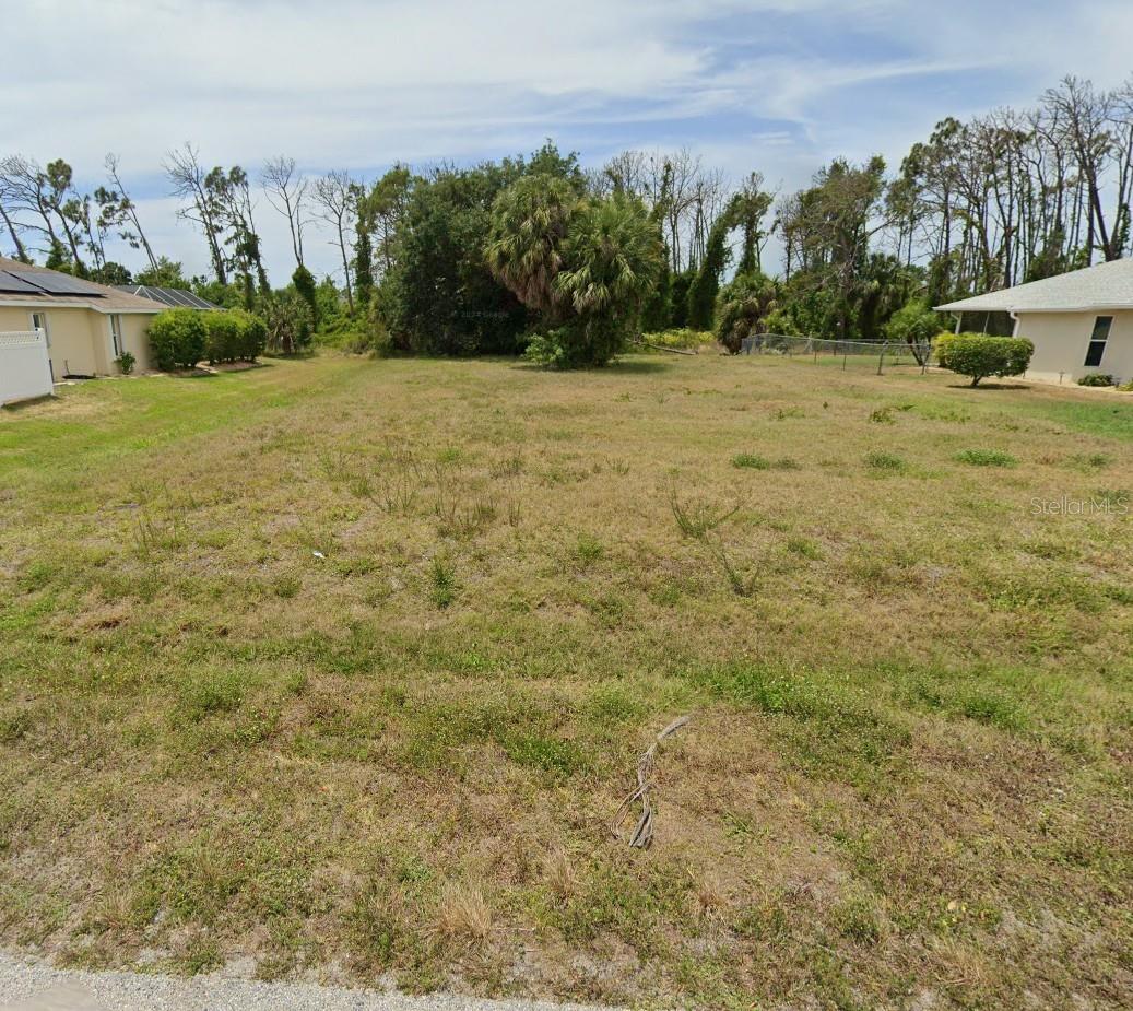 204 FAIRWAY RD