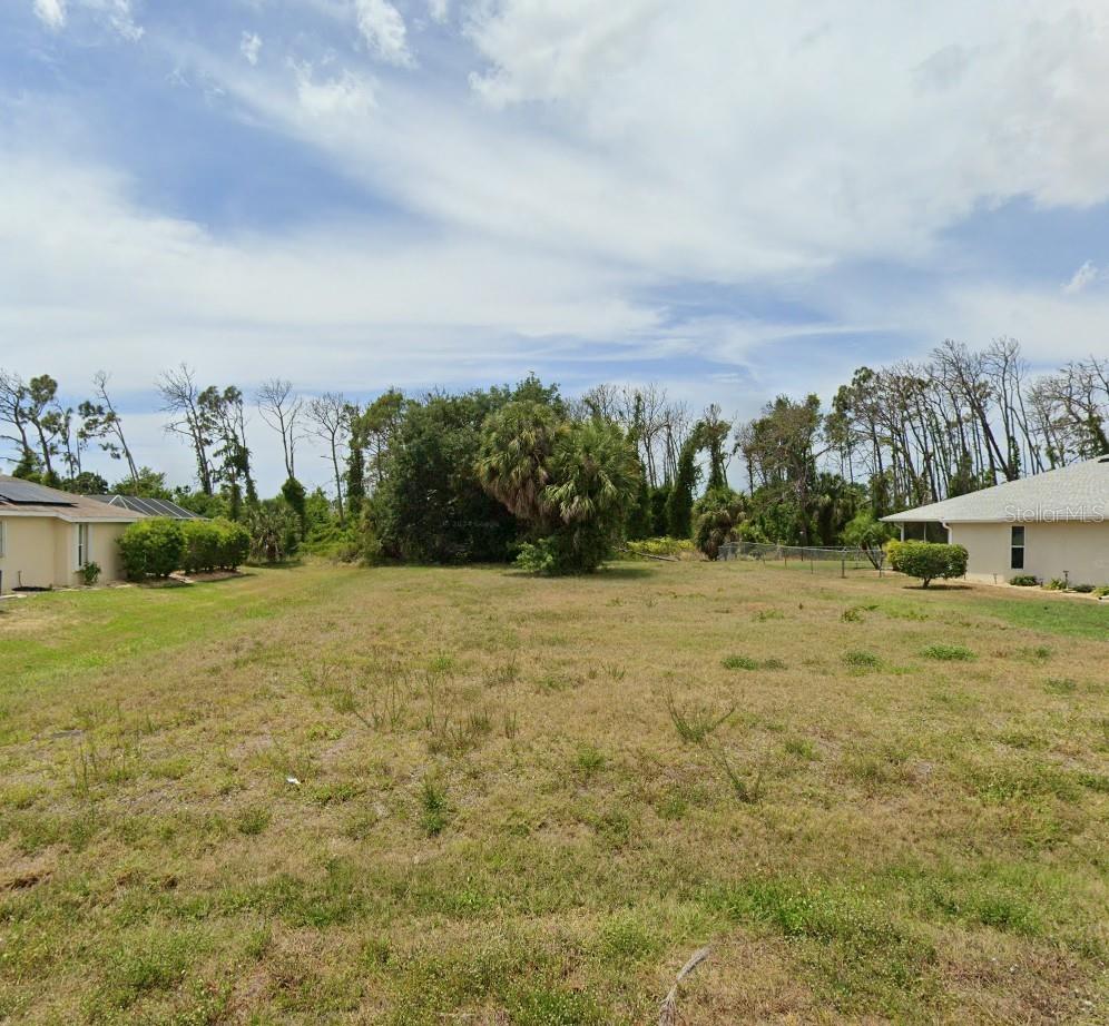 204 FAIRWAY RD