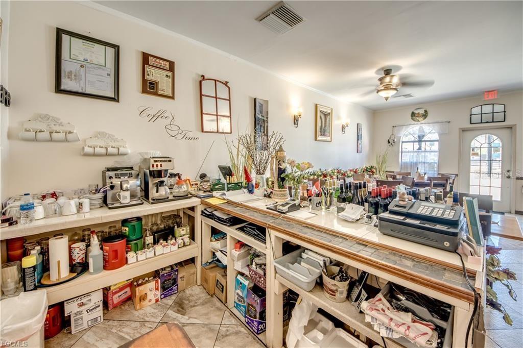 2414 TAMIAMI TRL #C