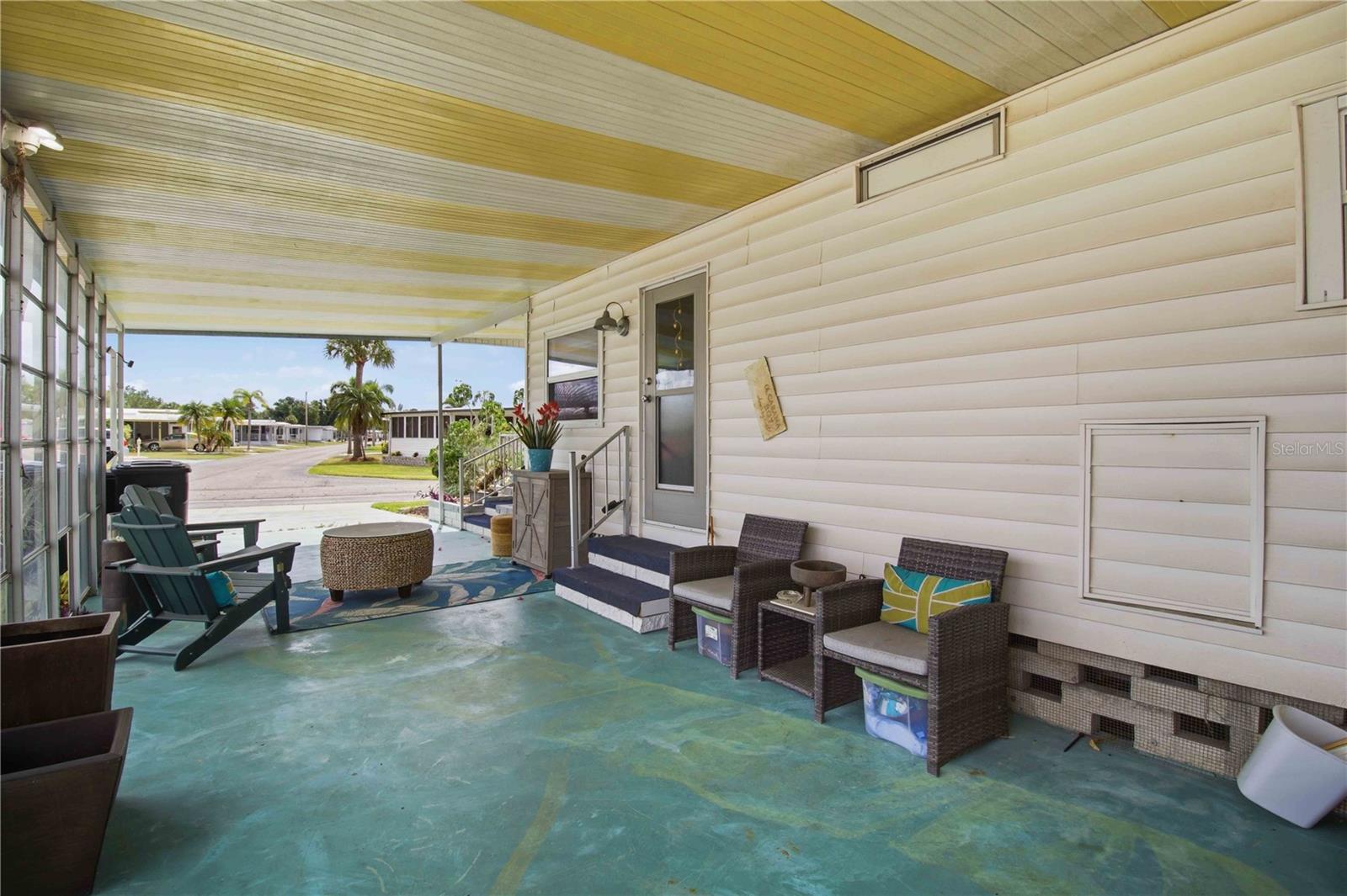 5402 CHATEAU LN