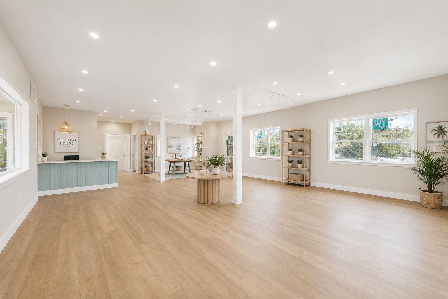 1261 BEACH RD