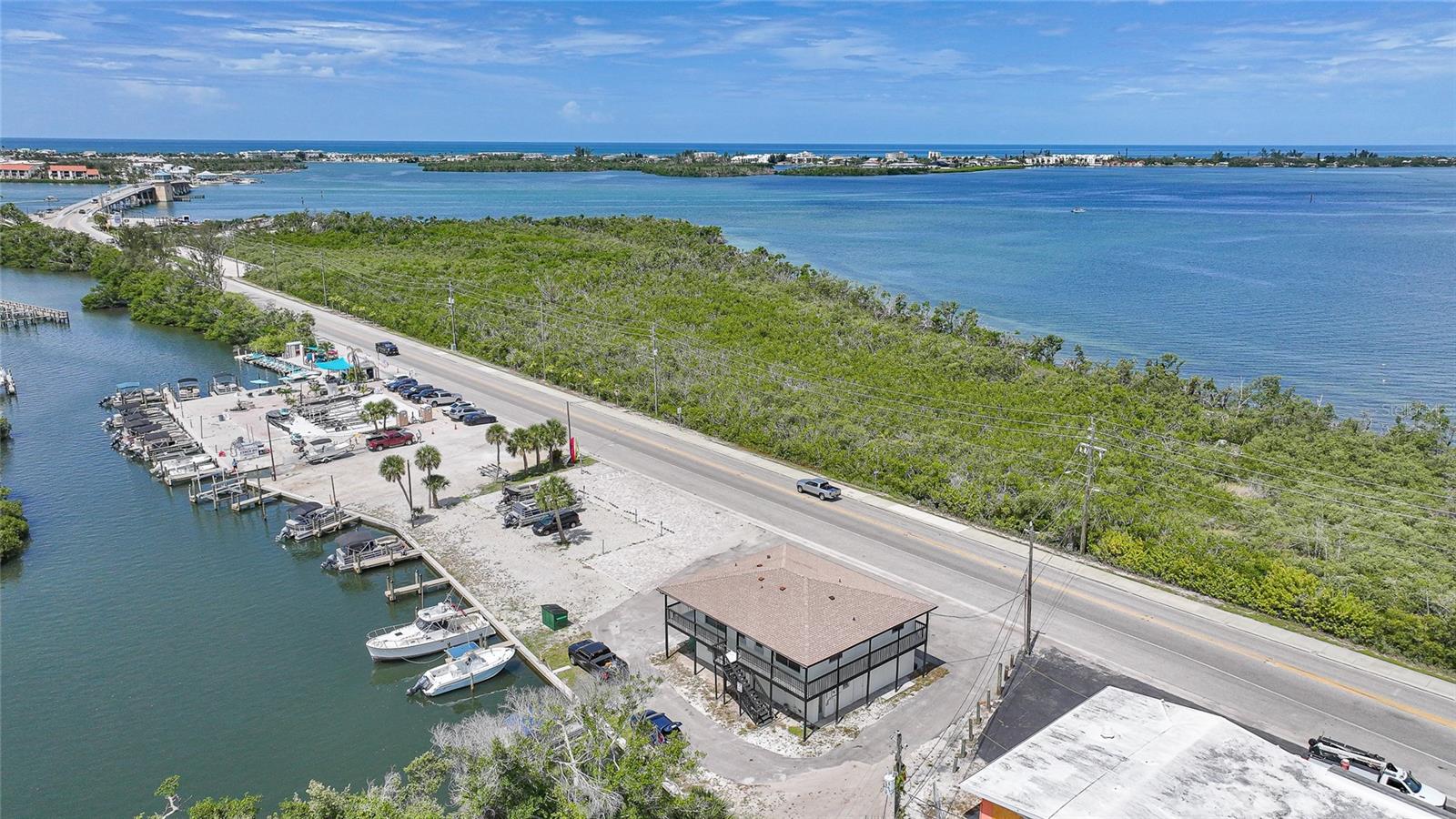 1261 BEACH RD