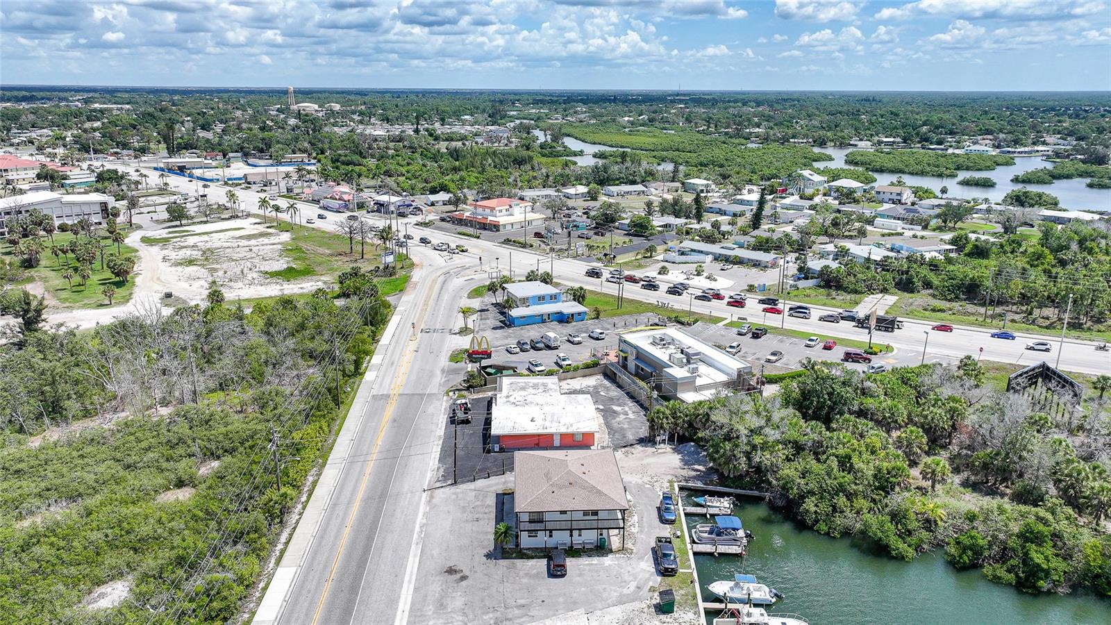 1261 BEACH RD