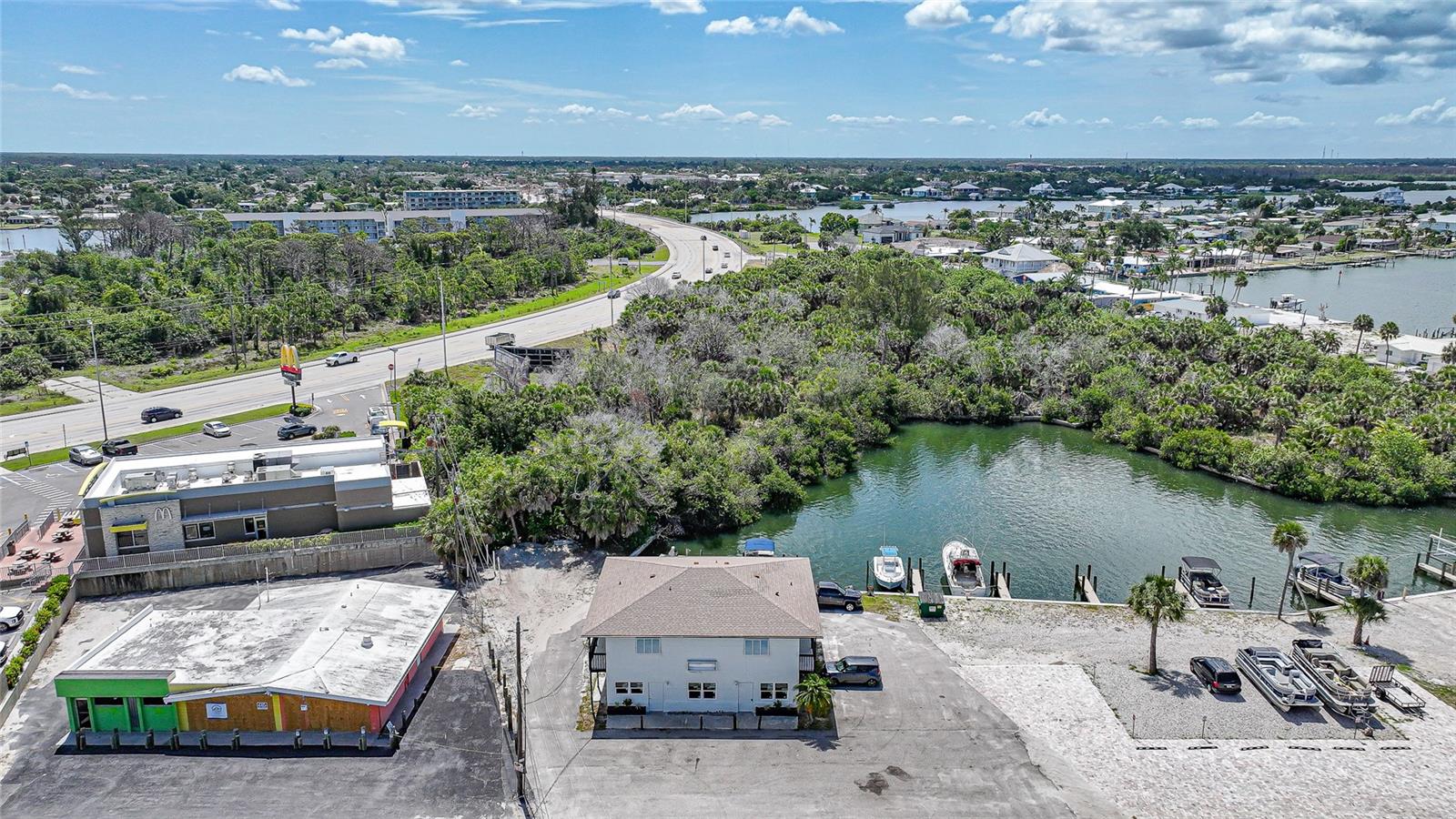 1261 BEACH RD