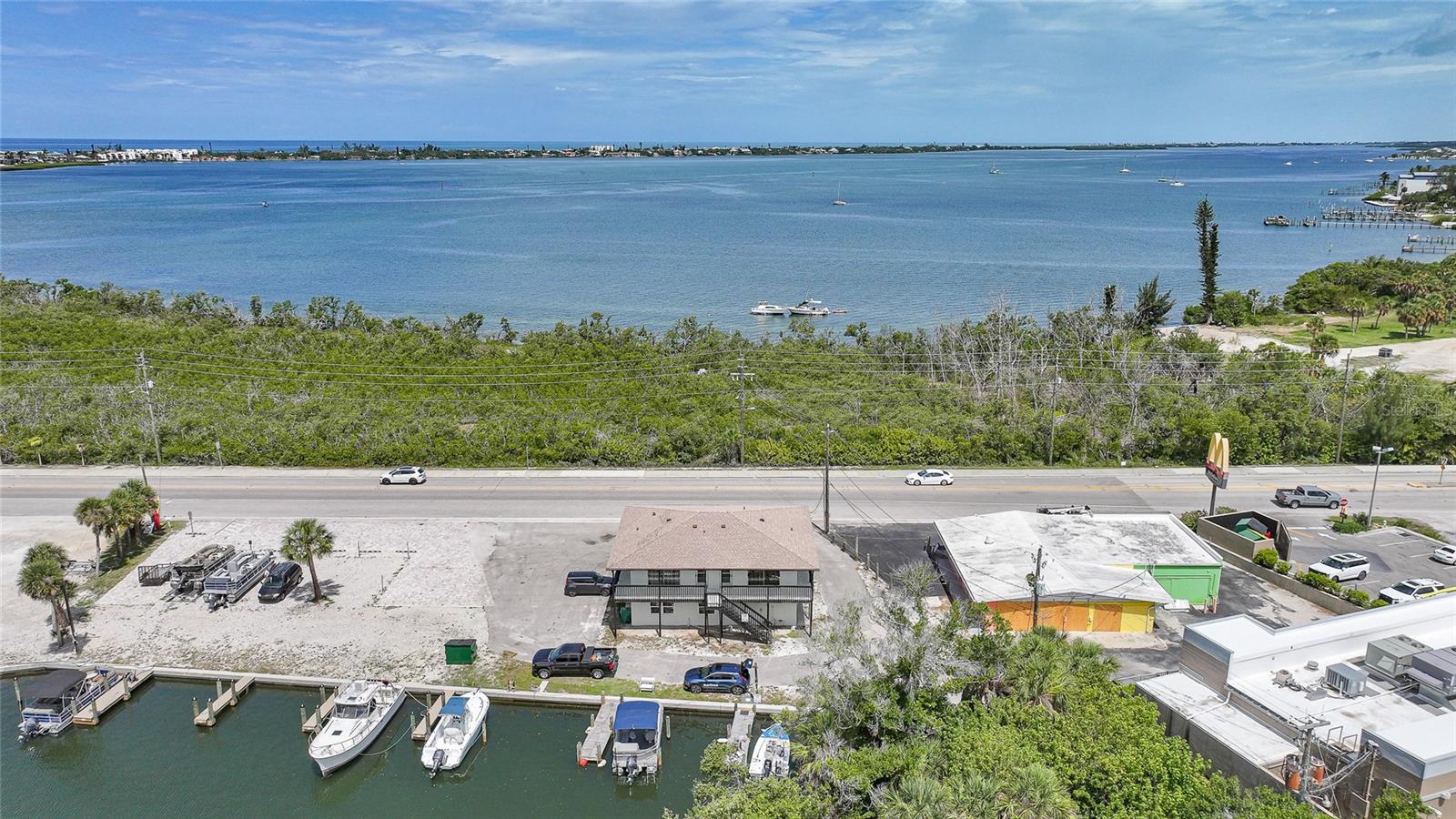 1261 BEACH RD