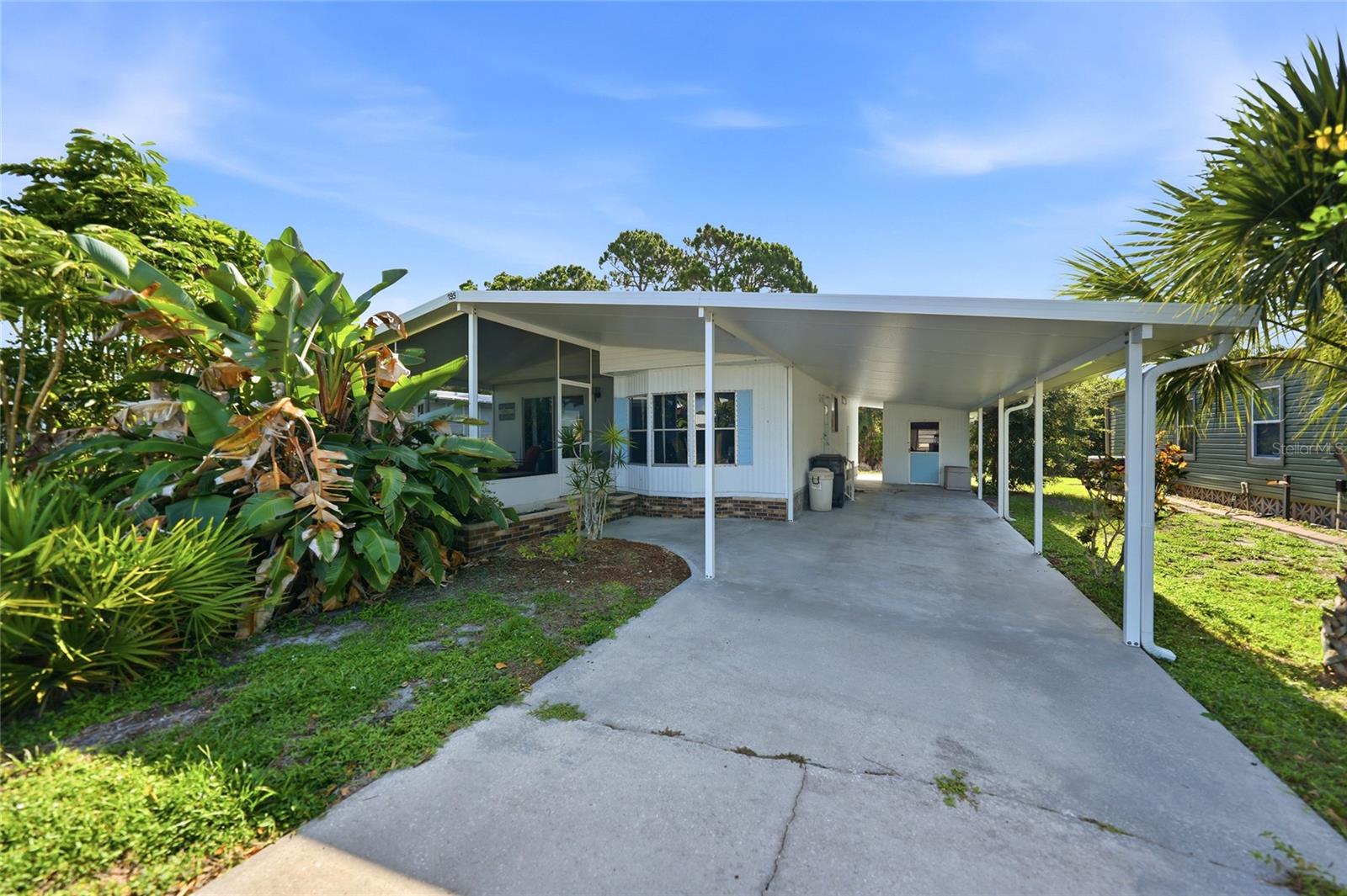 195 S FIJI CIR