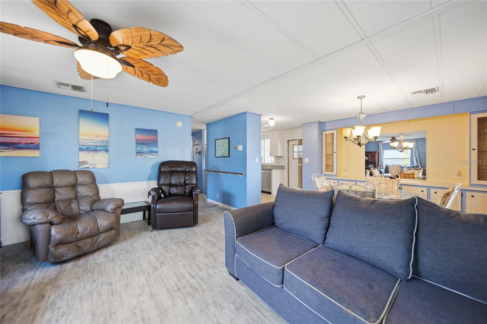 195 S FIJI CIR