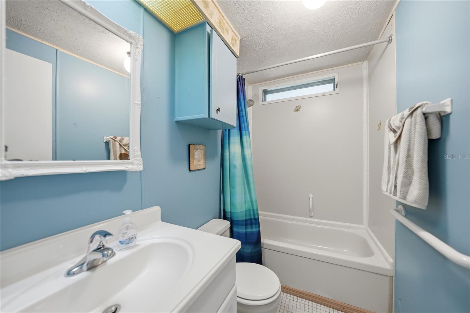 195 S FIJI CIR