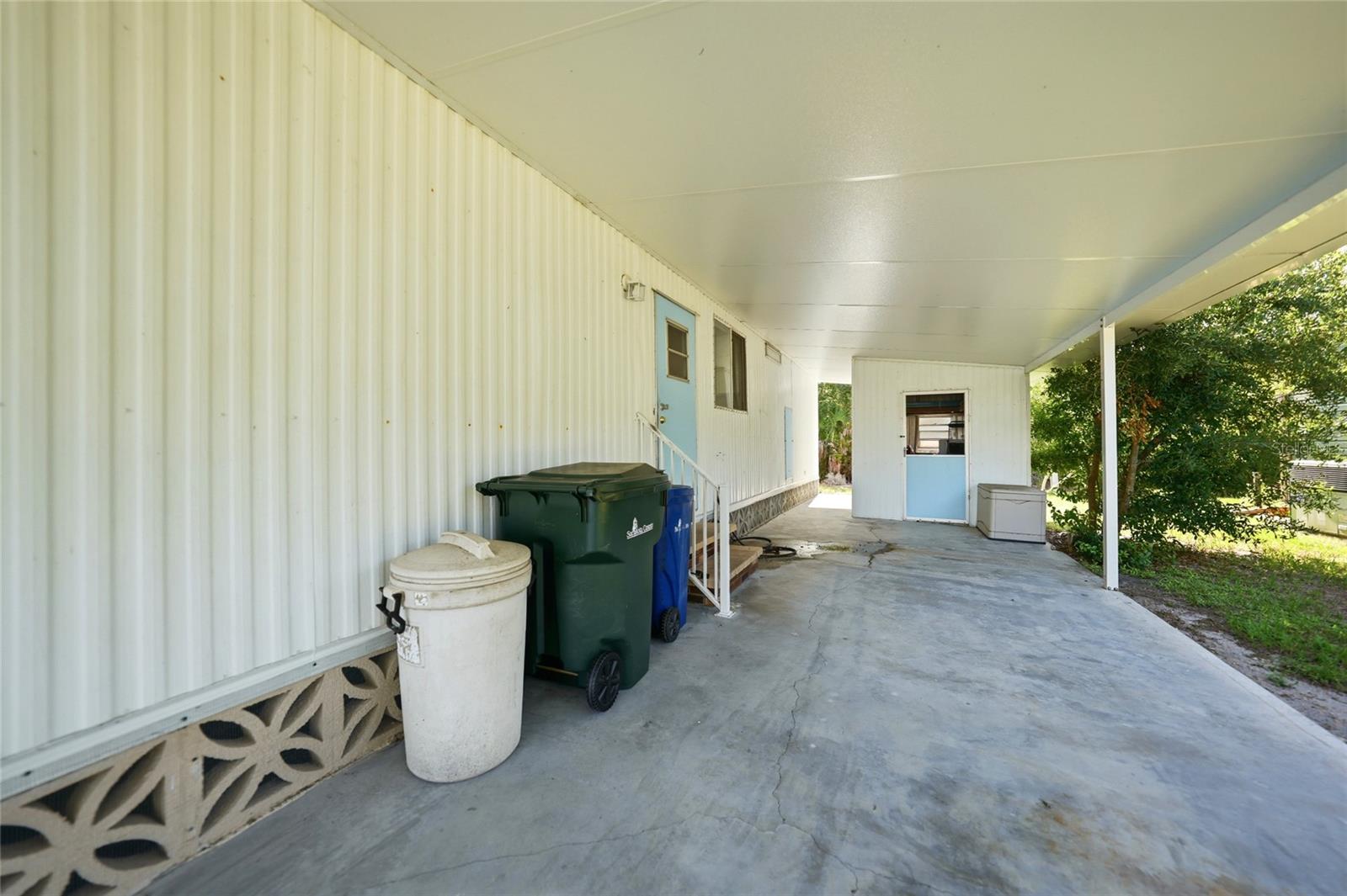 195 S FIJI CIR