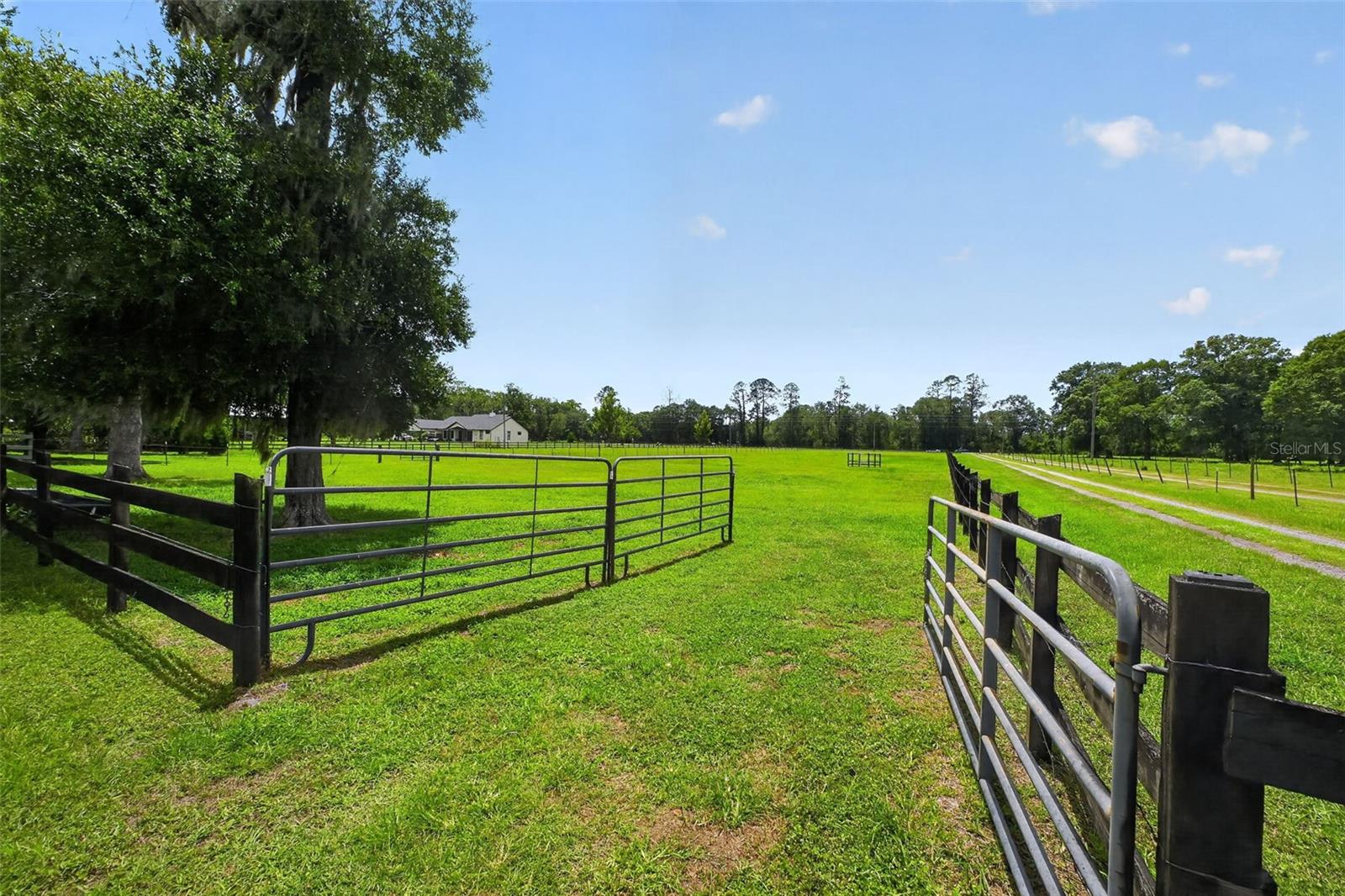 2527 NW COUNTY ROAD 225
