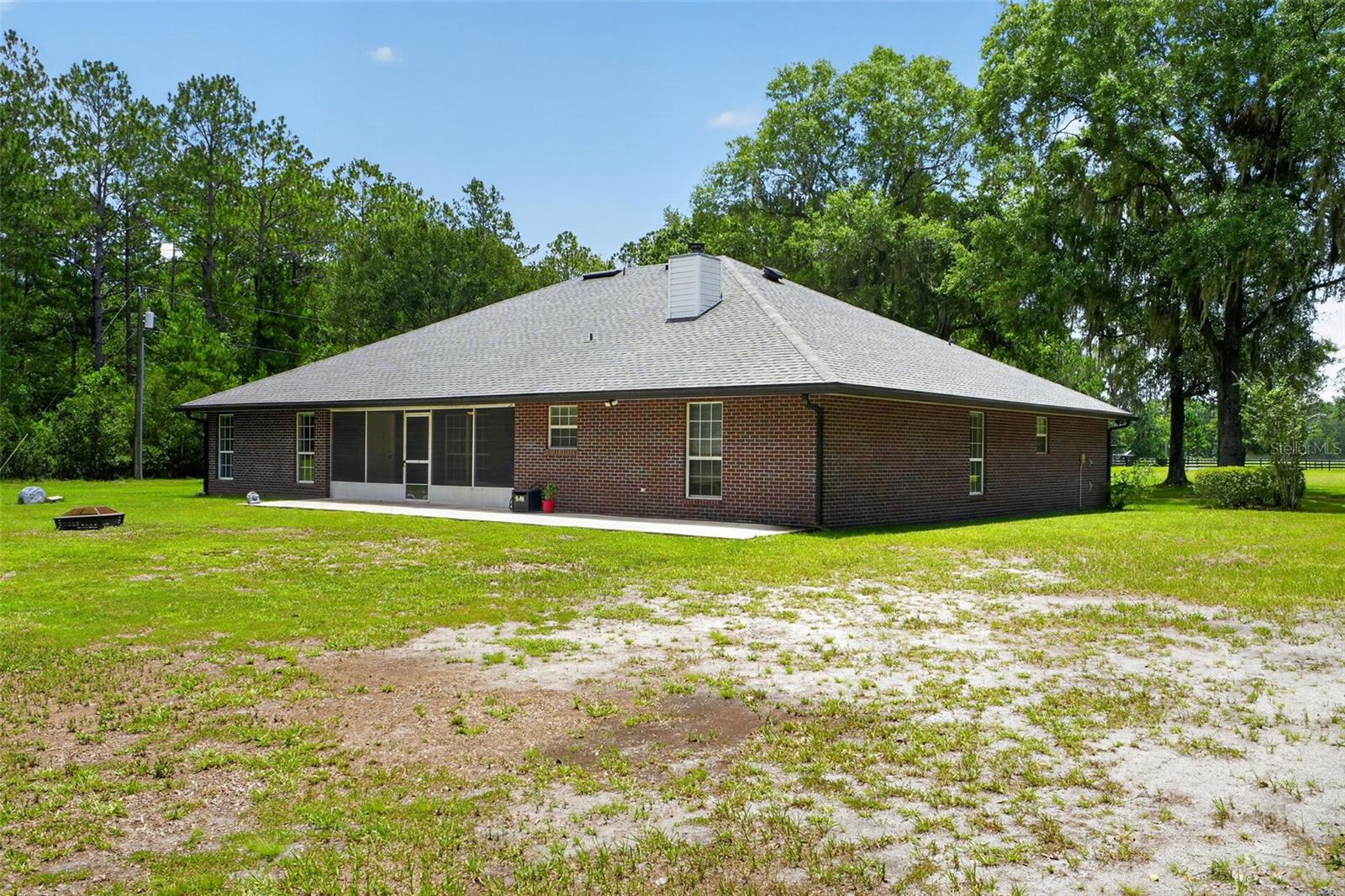 2527 NW COUNTY ROAD 225
