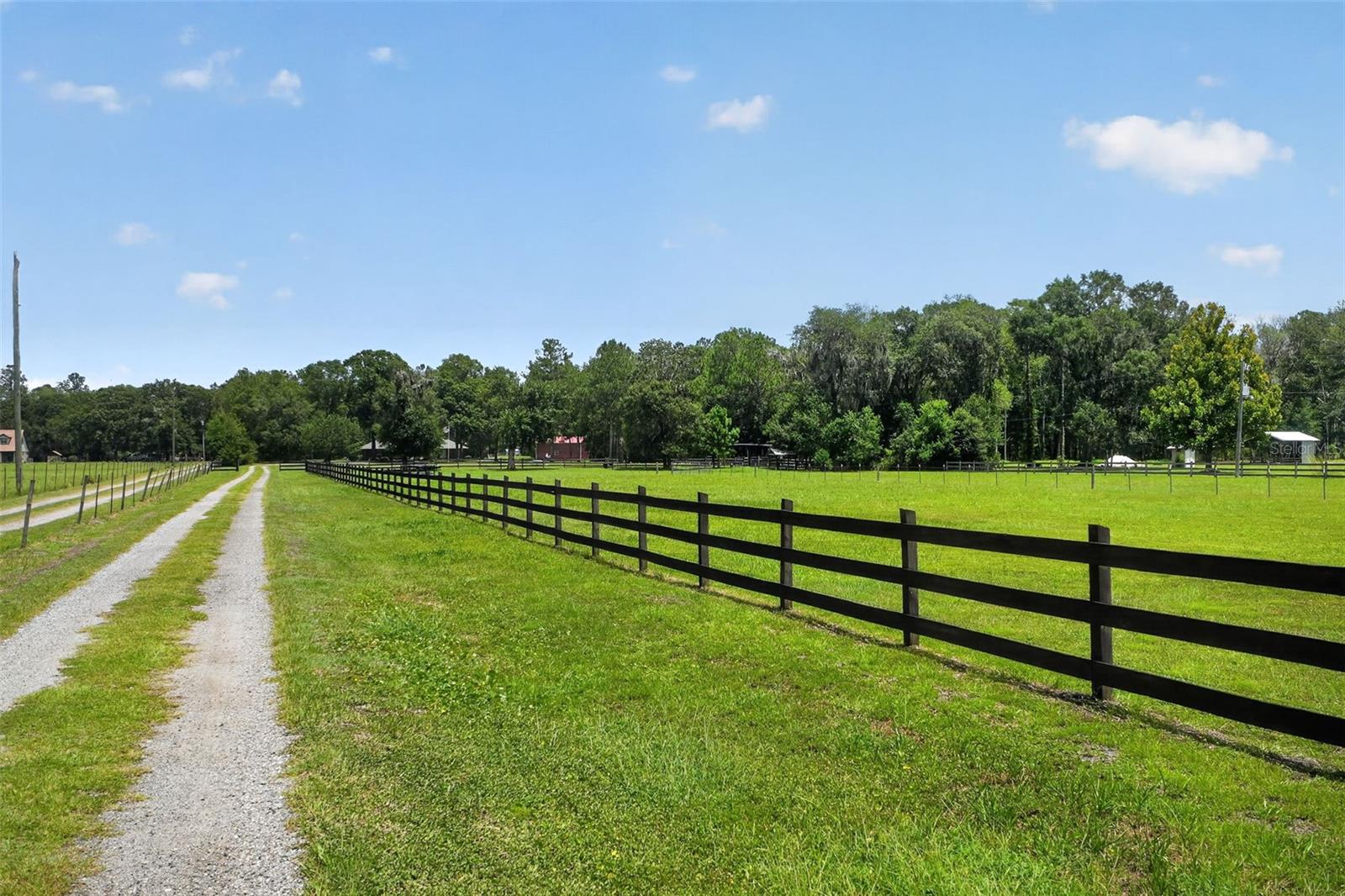 2527 NW COUNTY ROAD 225