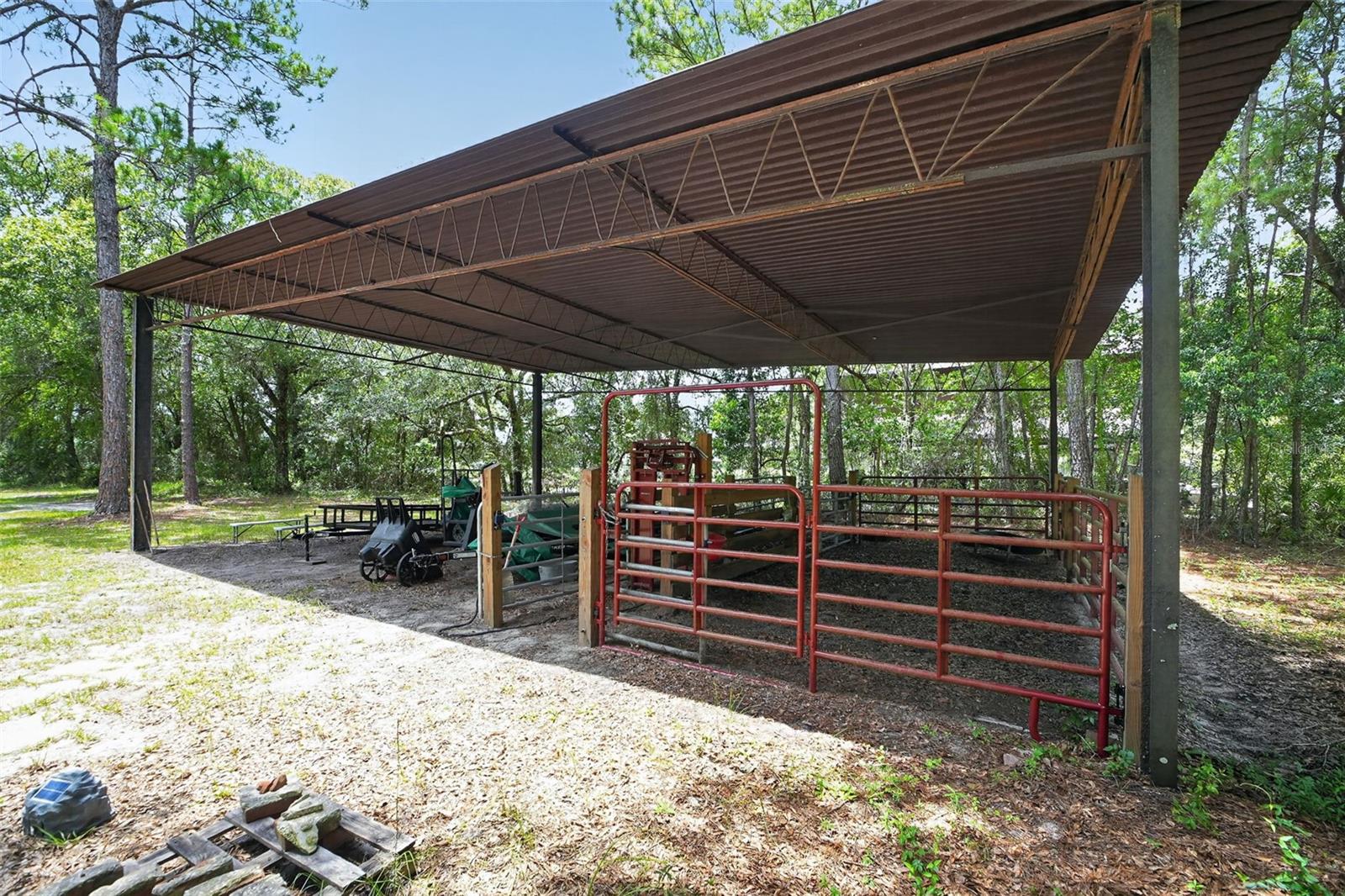 2527 NW COUNTY ROAD 225