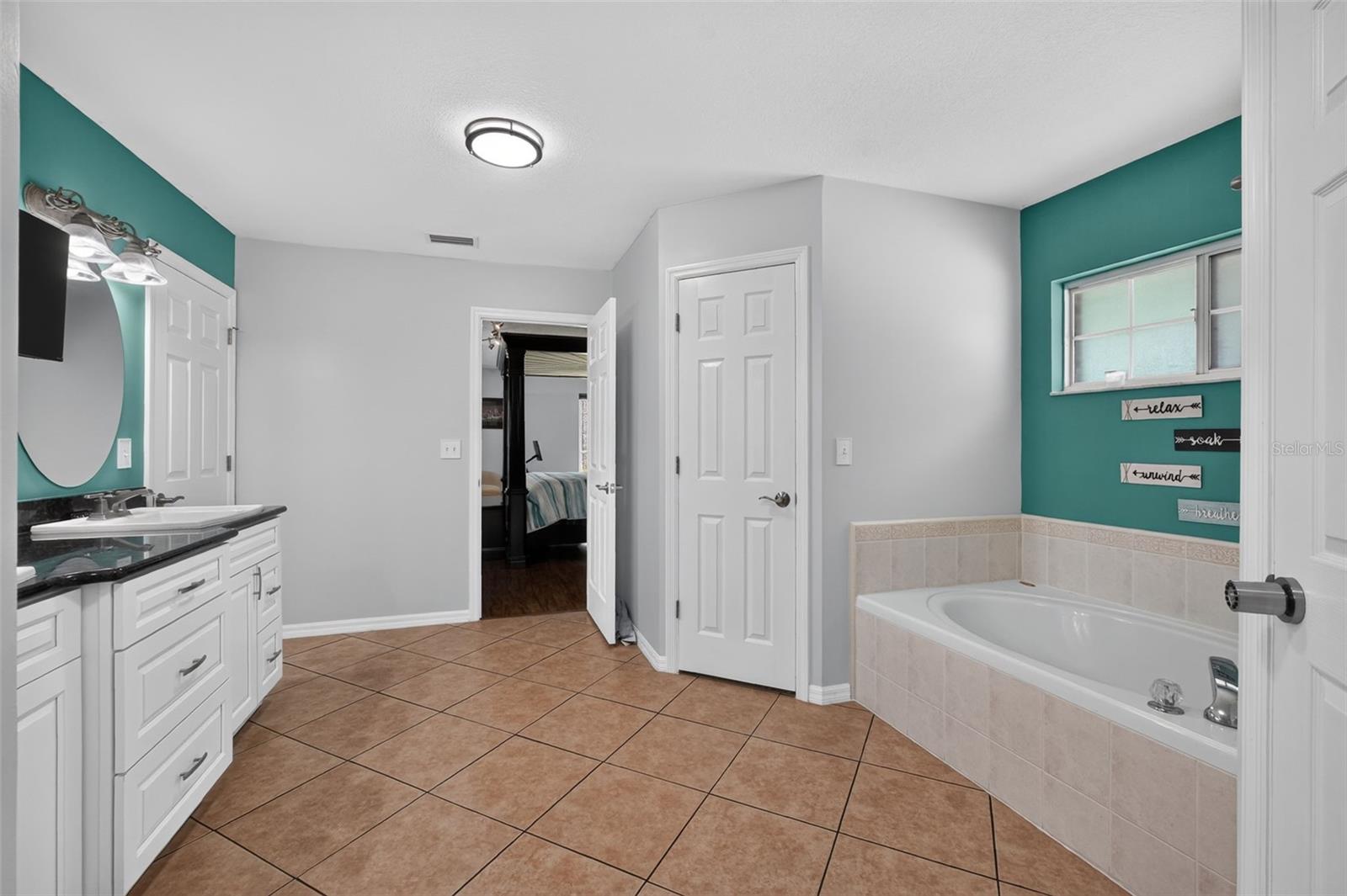 2527 NW COUNTY ROAD 225