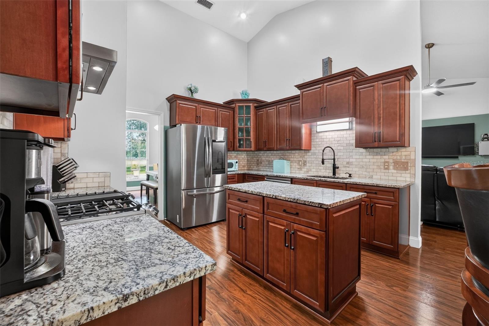 2527 NW COUNTY ROAD 225