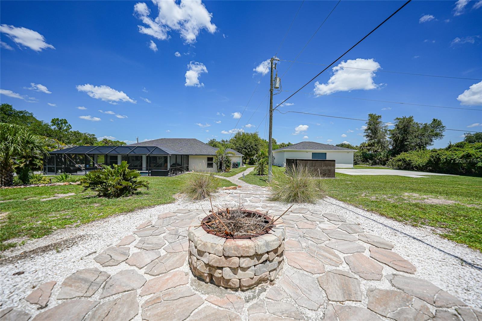 1282 CLEARVIEW DR