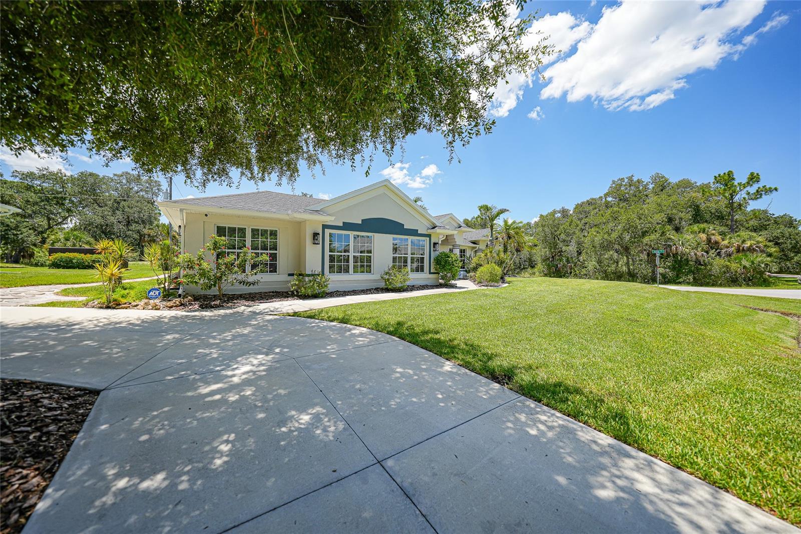 1282 CLEARVIEW DR