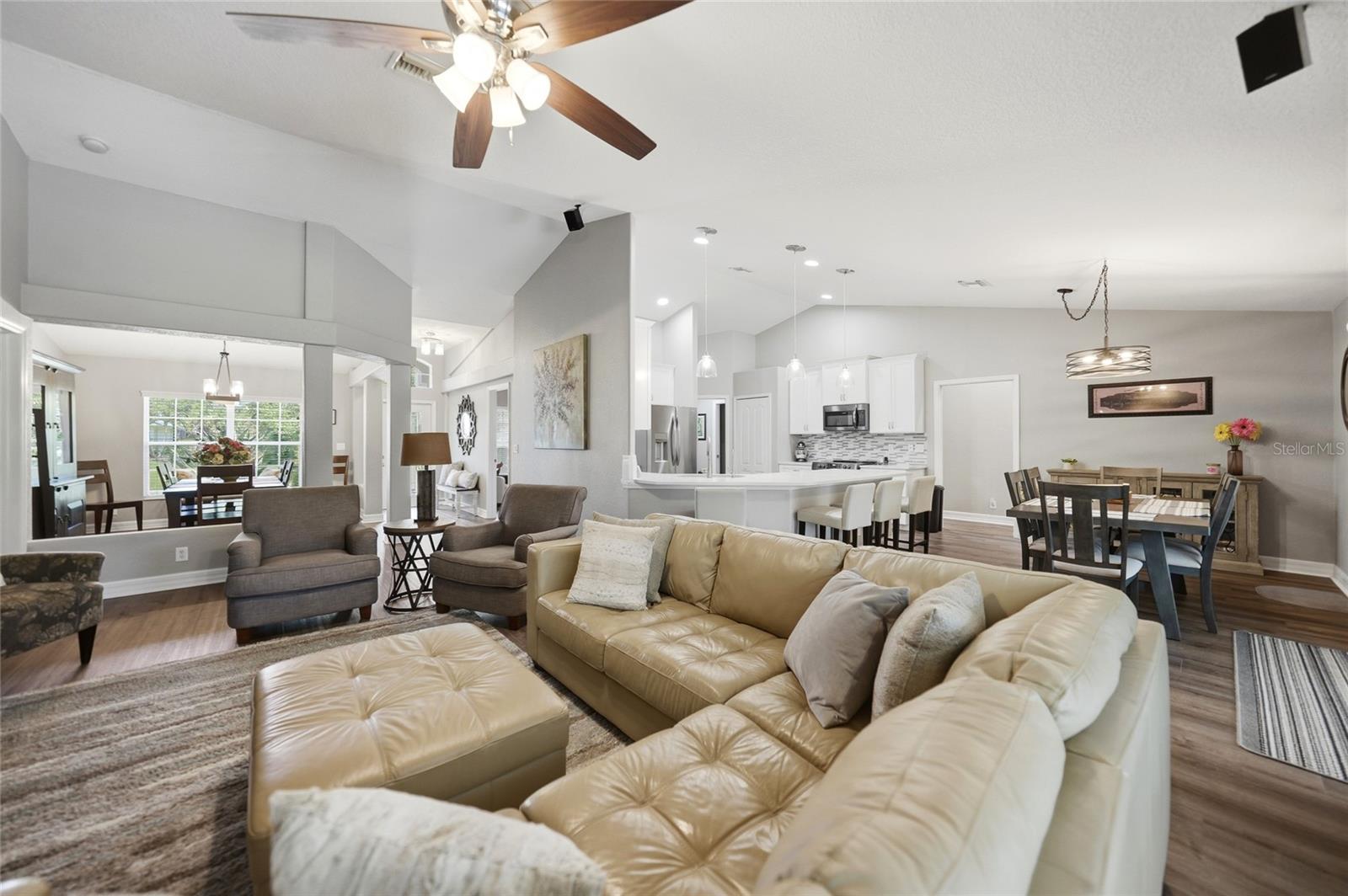 1282 CLEARVIEW DR