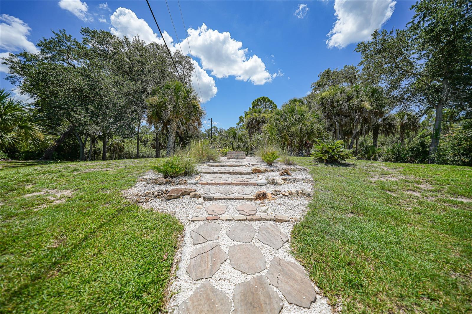 1282 CLEARVIEW DR