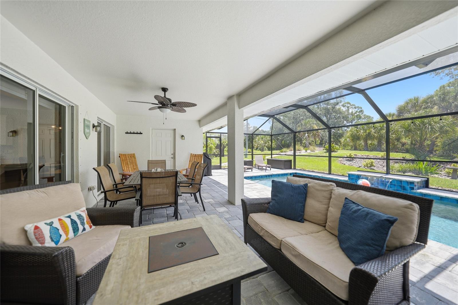 1282 CLEARVIEW DR