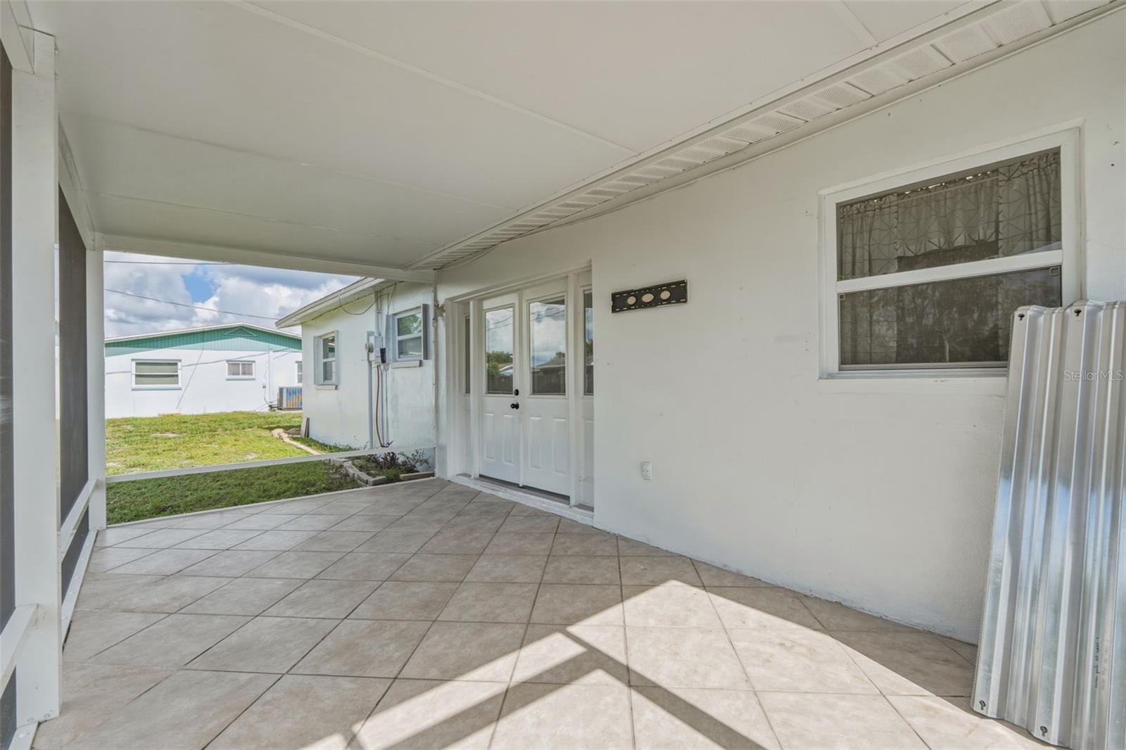 18186 IRIS RD