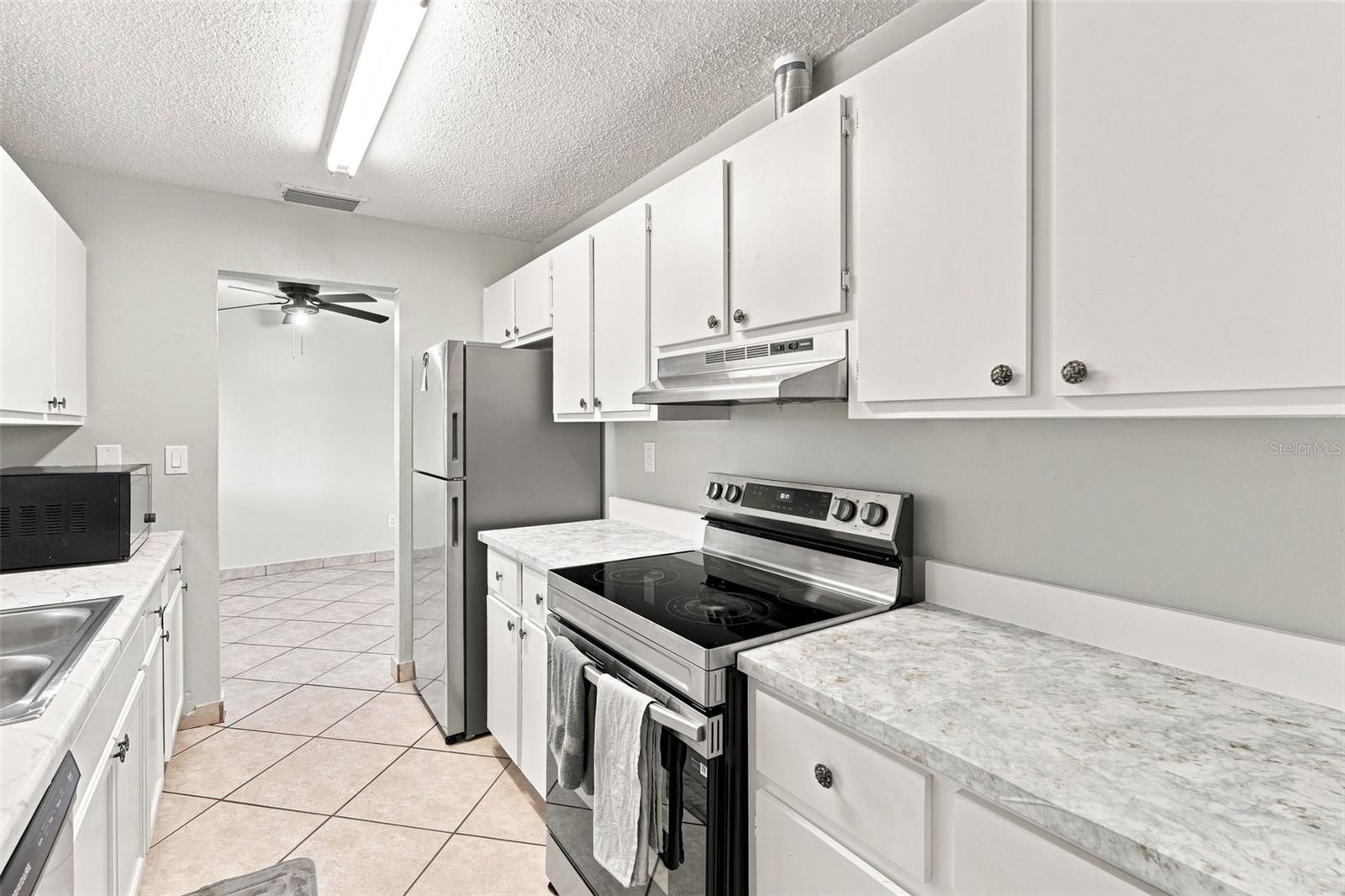18186 IRIS RD