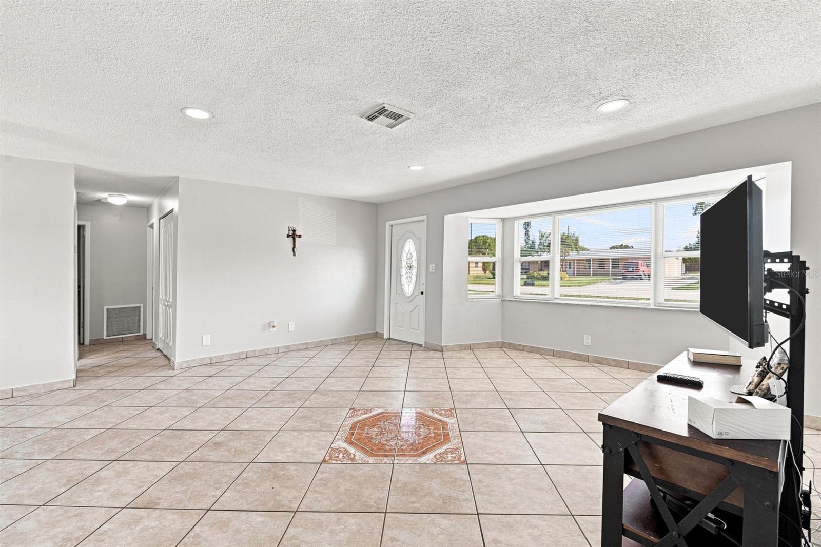 18186 IRIS RD