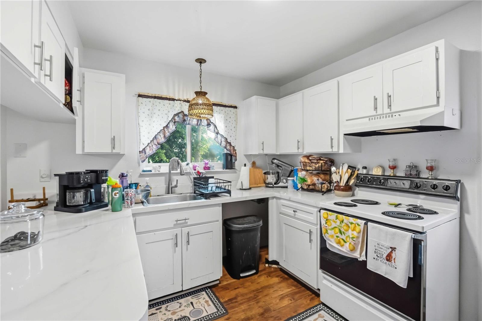 5409 KENWOOD DR