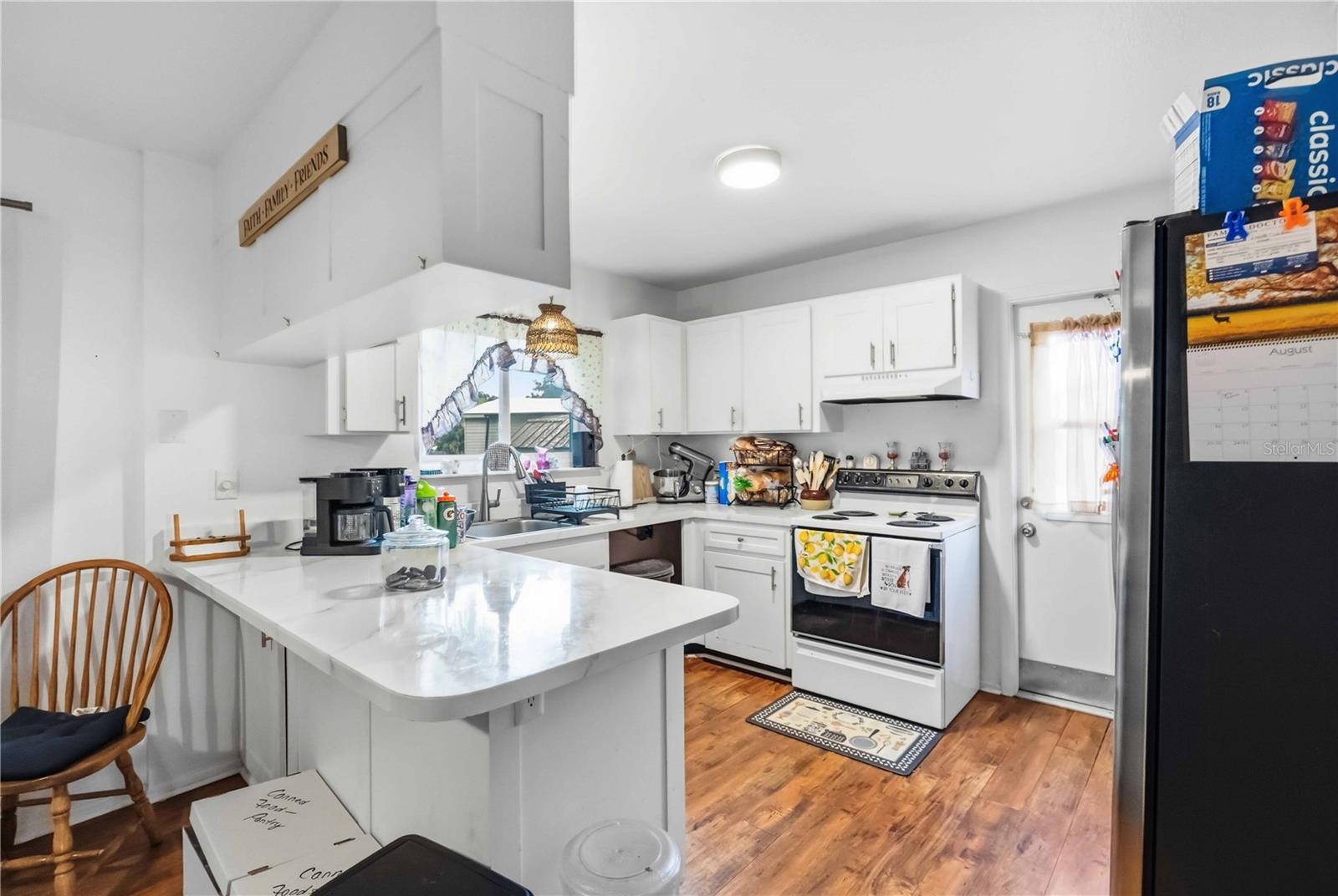 5409 KENWOOD DR