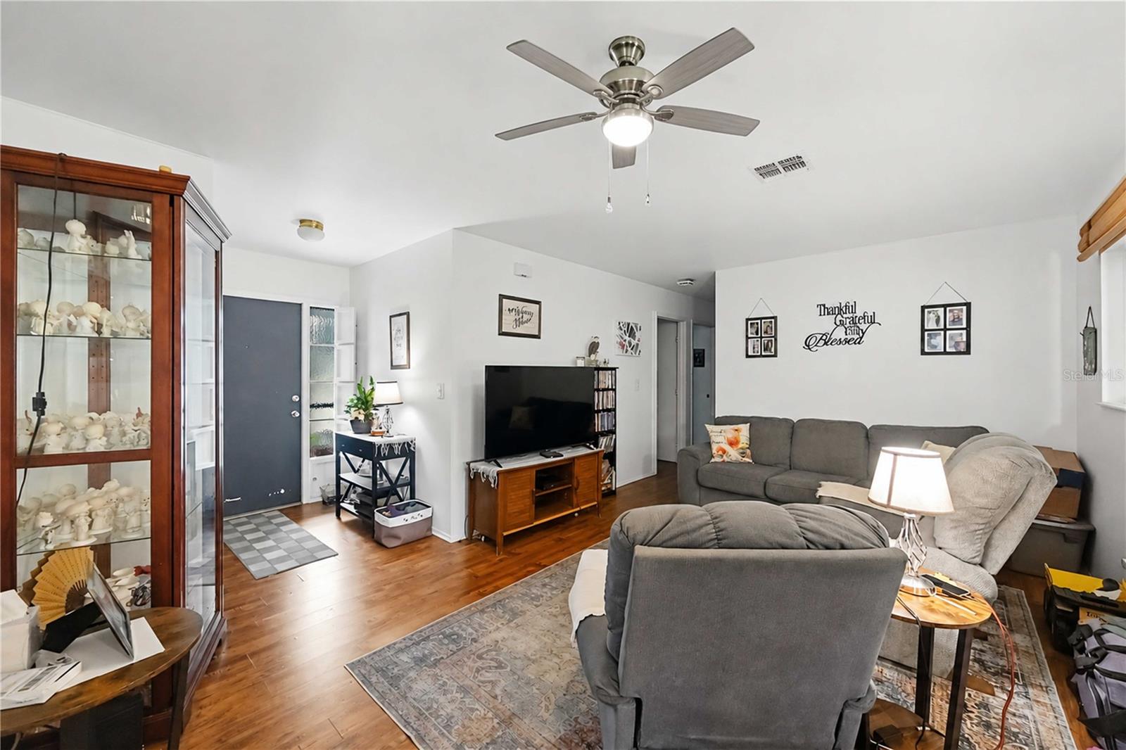 5409 KENWOOD DR
