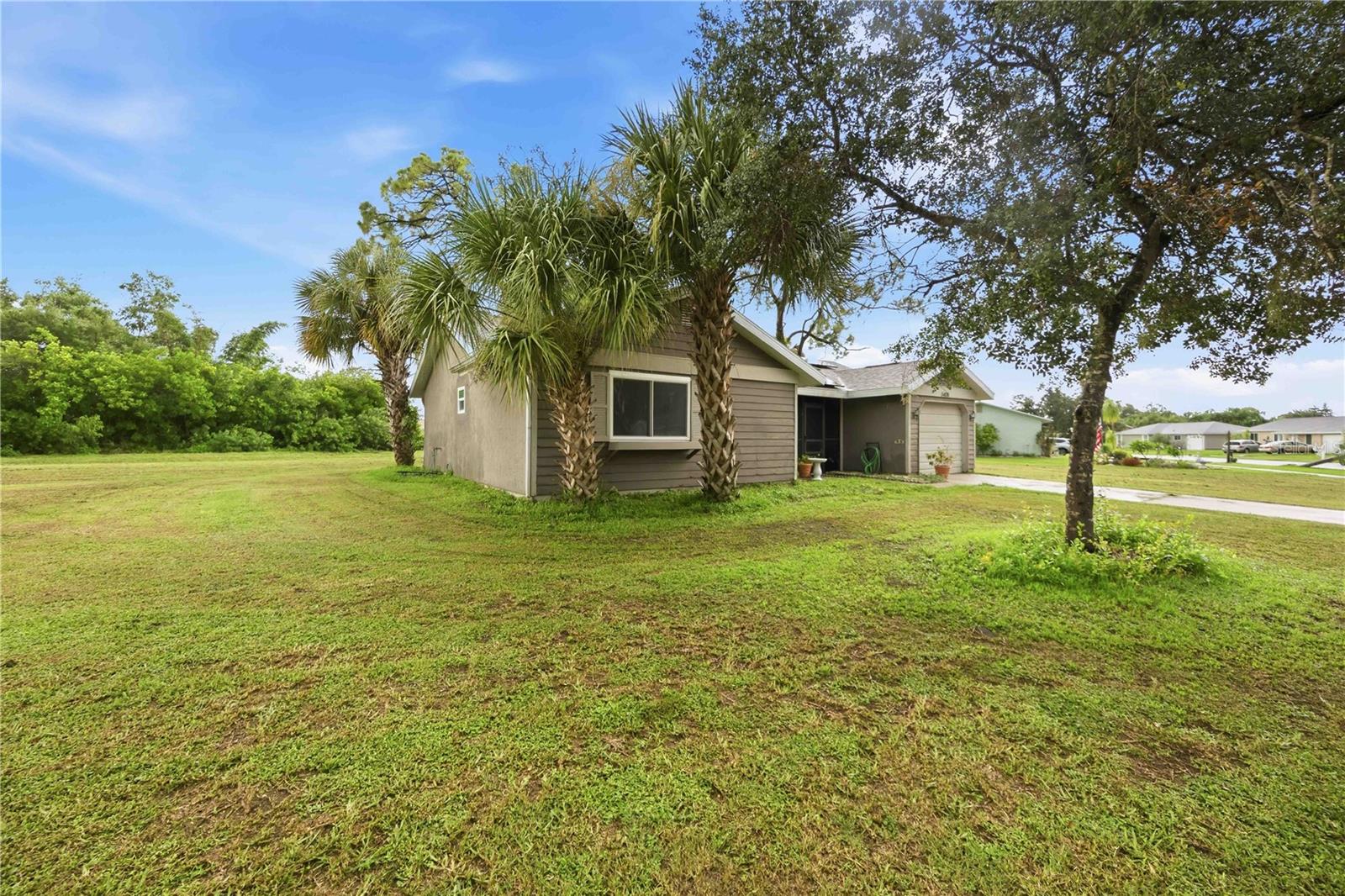 5409 KENWOOD DR